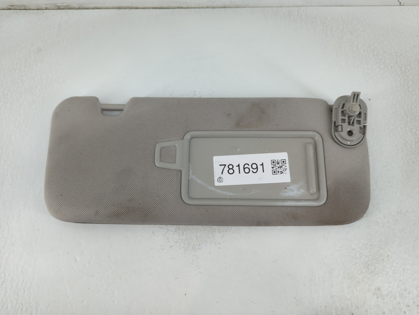 2020-2023 Hyundai Sonata Sun Visor Shade Replacement Passenger Right Mirror Fits Fits 2020 2021 2022 2023 OEM Used Auto Part