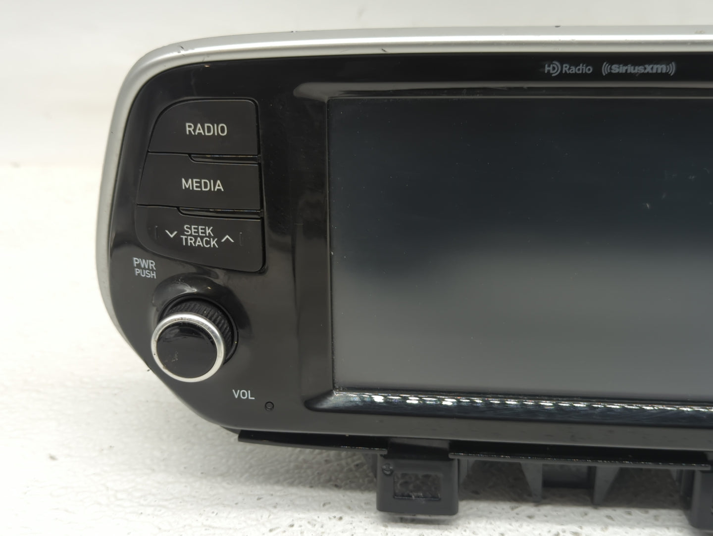 2019-2021 Hyundai Tucson Radio AM FM Cd Player Receiver Replacement P/N:96160D3920ZL5 Fits Fits 2019 2020 2021 OEM Used Auto