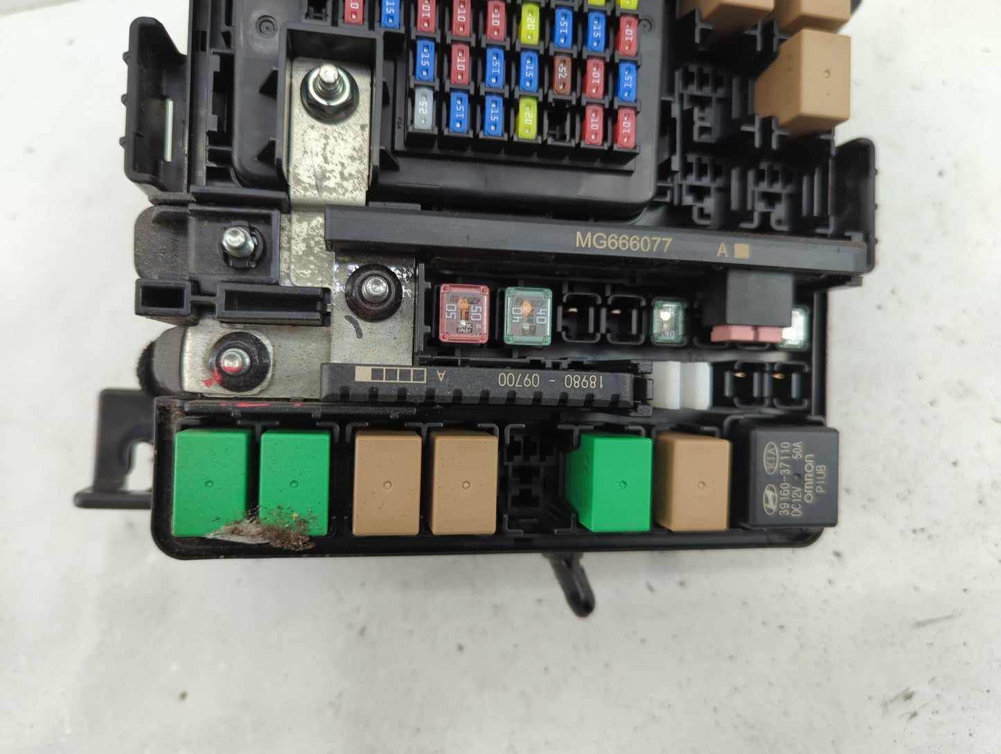 2019-2021 Hyundai Tucson Fusebox Fuse Box Panel Relay Module P/N:91956-D3020 Fits Fits 2019 2020 2021 OEM Used Auto Parts - 