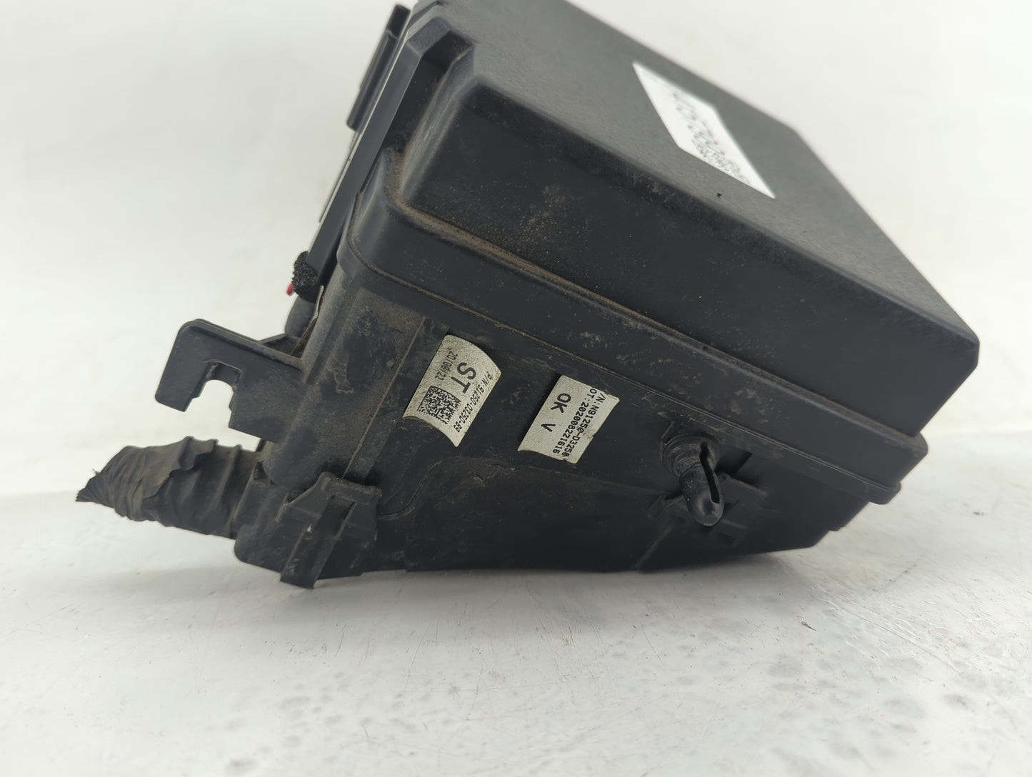 2019-2021 Hyundai Tucson Fusebox Fuse Box Panel Relay Module Fits Fits 2019 2020 2021 OEM Used Auto Parts - Oemusedautoparts