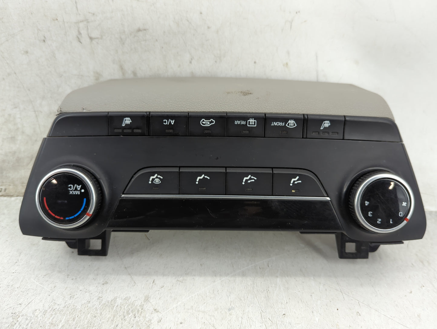 2019-2021 Hyundai Tucson Climate Control Module Temperature AC/Heater Replacement P/N:97250-D3AM0 C20037-4820 Fits OEM Used 