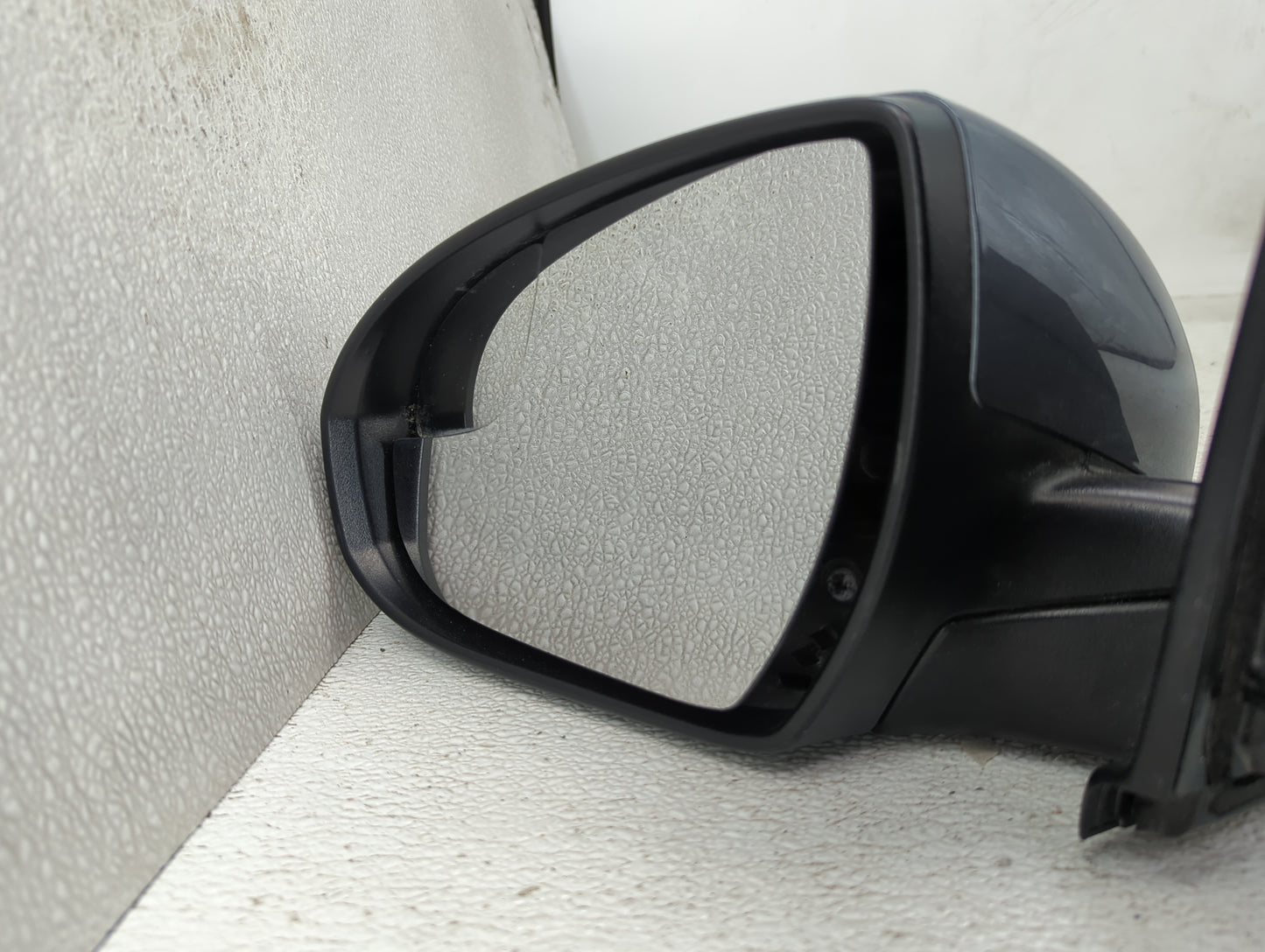 2019-2021 Hyundai Tucson Driver Side View Mirror - Left Door Mirror OEM Used - Oemusedautoparts1.com