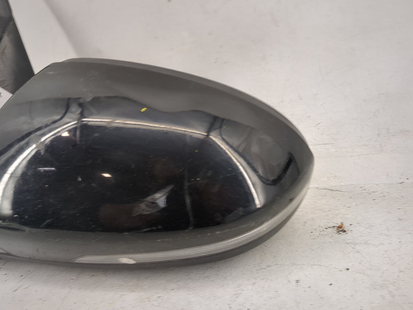 2019-2021 Hyundai Tucson Driver Side View Mirror - Left Door Mirror OEM Used - Oemusedautoparts1.com