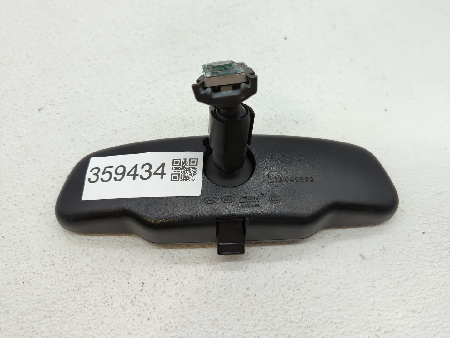 2021 Hyundai Tucson Interior Rear View Mirror Replacement OEM P/N:E13049899 A047396 Fits OEM Used Auto Parts - Oemusedautopa