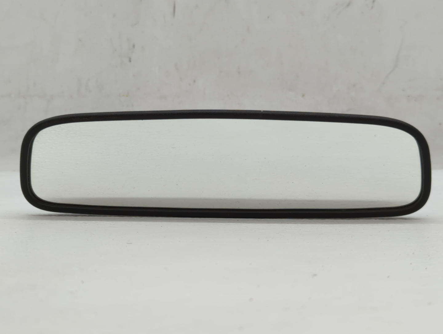 2010-2021 Hyundai Tucson Interior Rear View Mirror Replacement OEM P/N:E13049848 Fits OEM Used Auto Parts - Oemusedautoparts