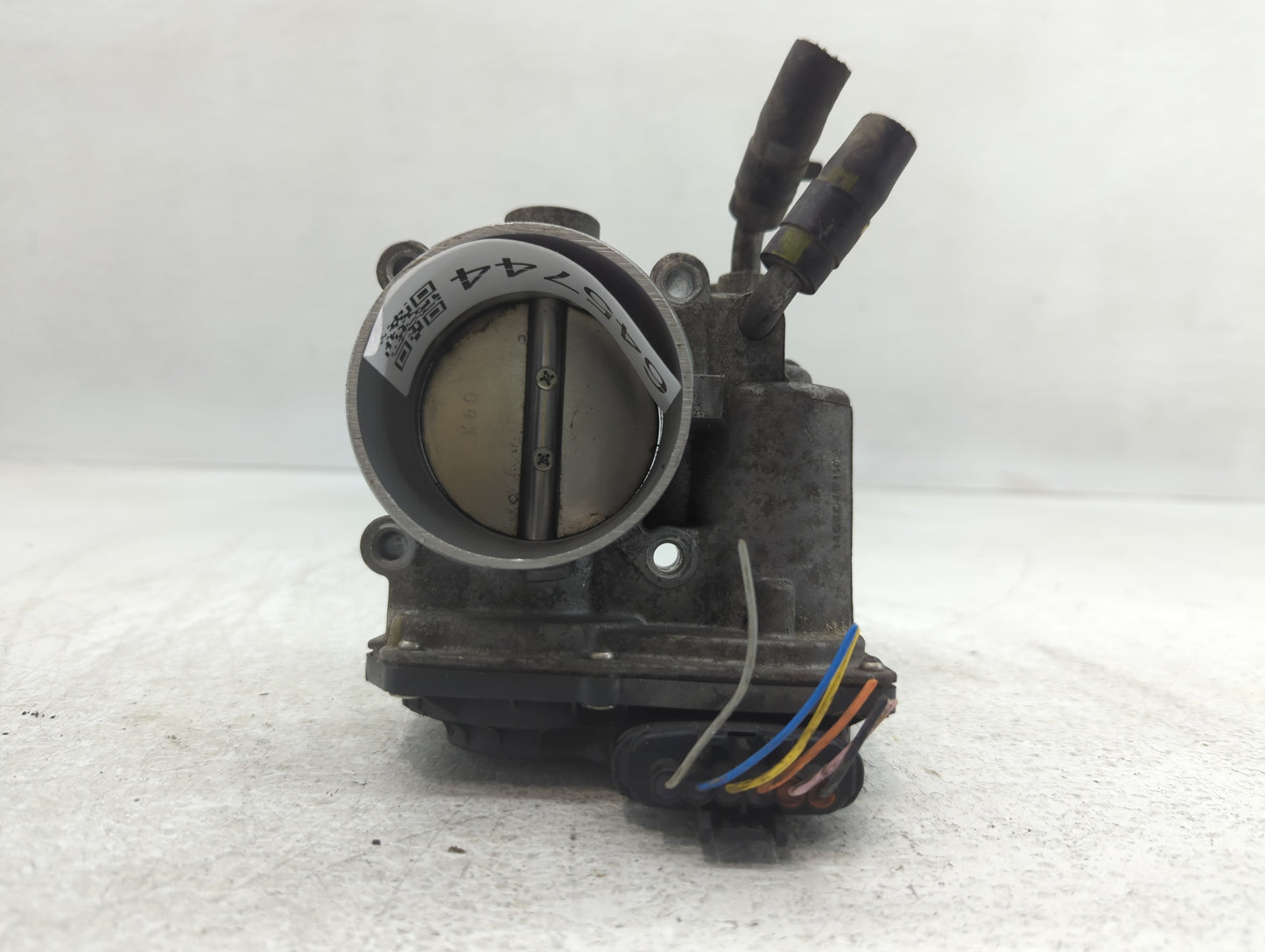 2014-2021 Hyundai Tucson Throttle Body P/N:140404B1102 Fits Fits 2011 2012 2013 2014 2015 2016 2017 2018 2019 2020 2021 OEM 