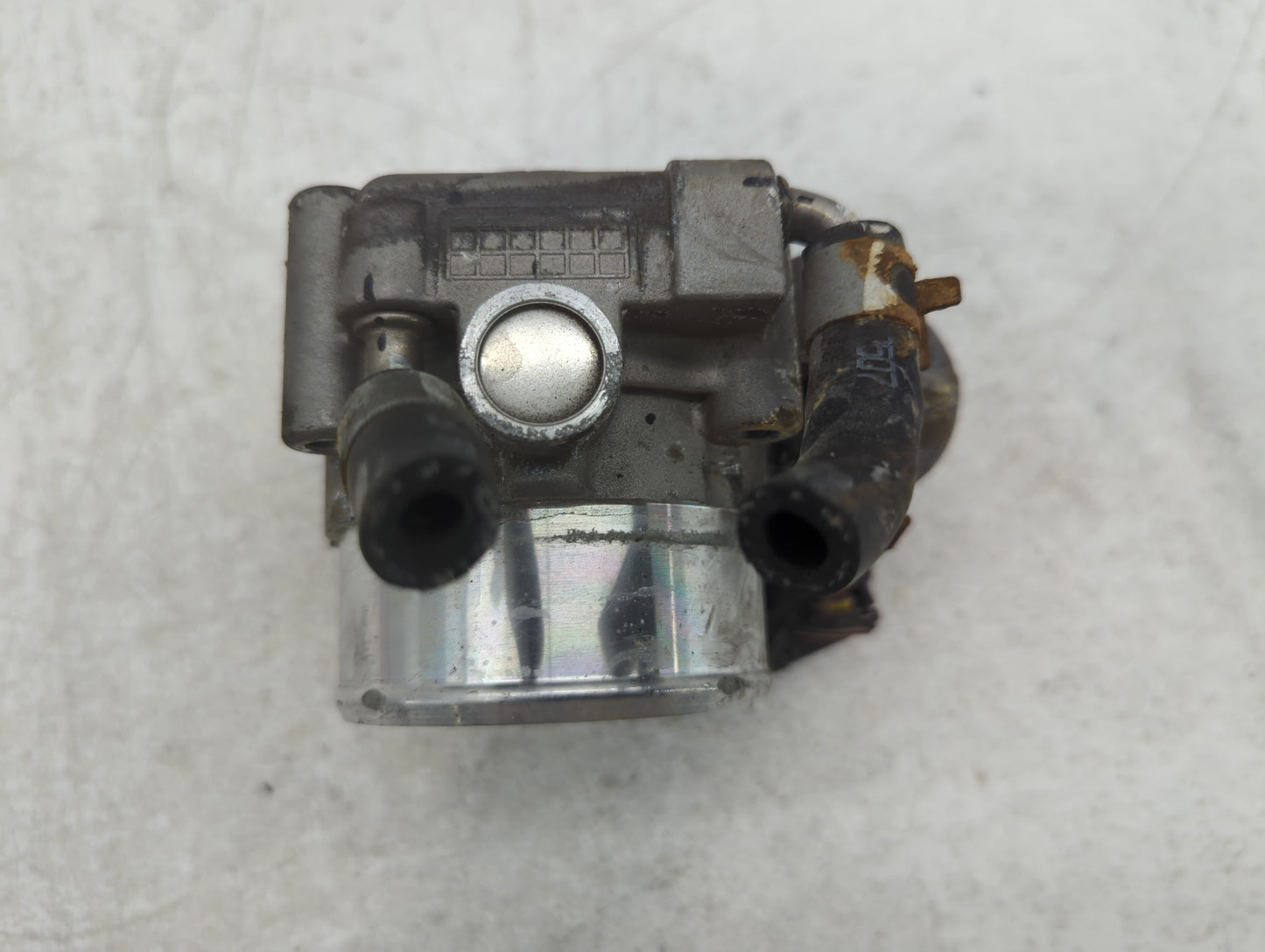 2018-2021 Hyundai Tucson Throttle Body P/N:35100-2G600 Fits Fits 2015 2016 2017 2018 2019 2020 2021 OEM Used Auto Parts - Oe