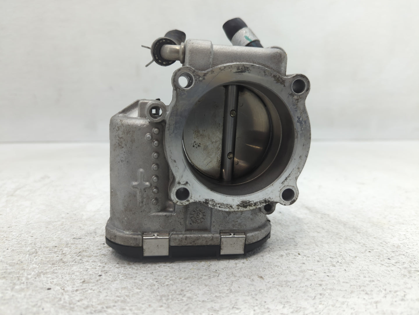 2018-2021 Hyundai Tucson Throttle Body P/N:0 280 750 618 35100-2G600 Fits Fits 2015 2016 2017 2018 2019 2020 2021 OEM Used A
