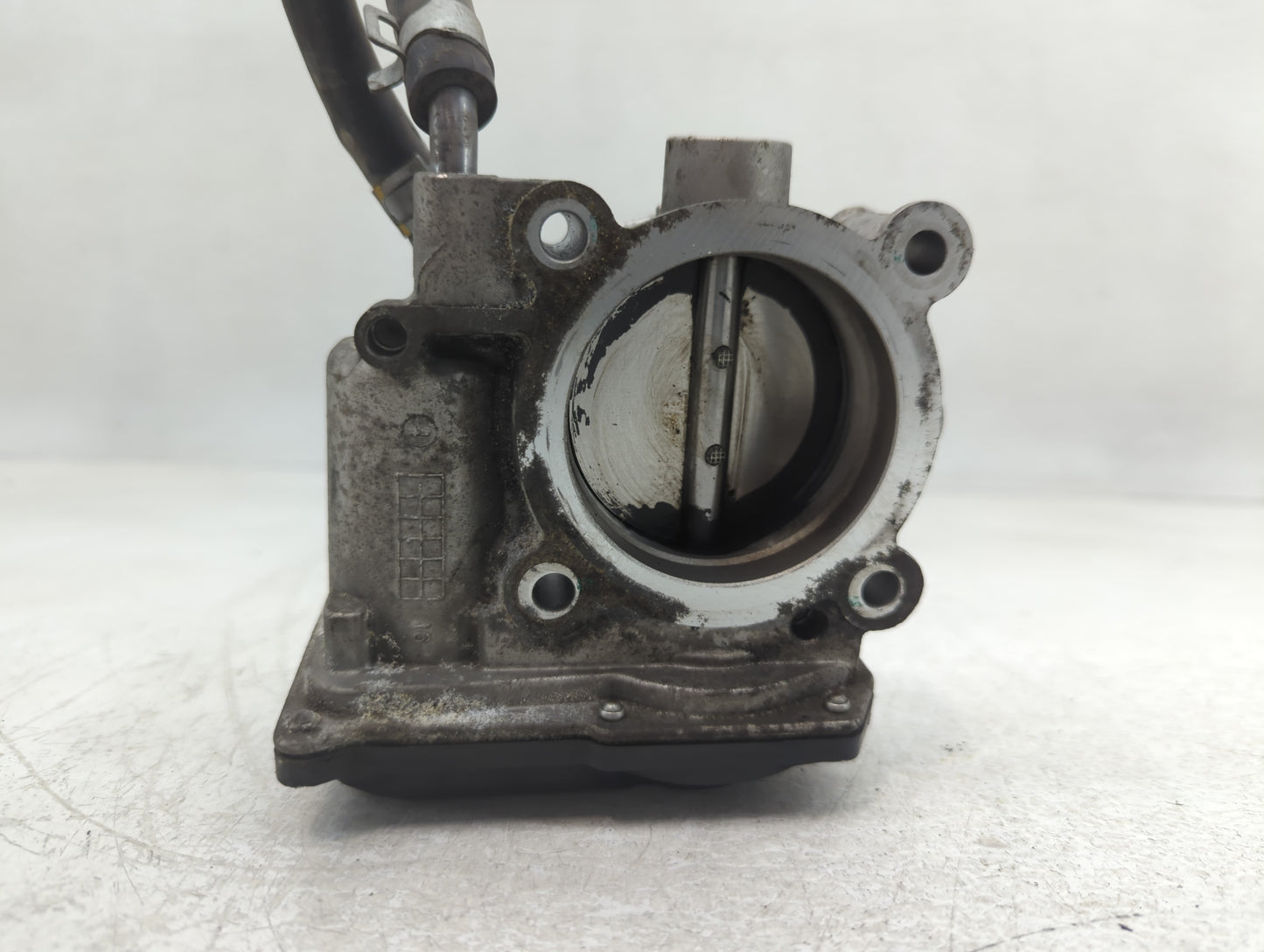2014-2021 Hyundai Tucson Throttle Body P/N:35100-2E000 Fits Fits 2011 2012 2013 2014 2015 2016 2017 2018 2019 2020 2021 OEM 