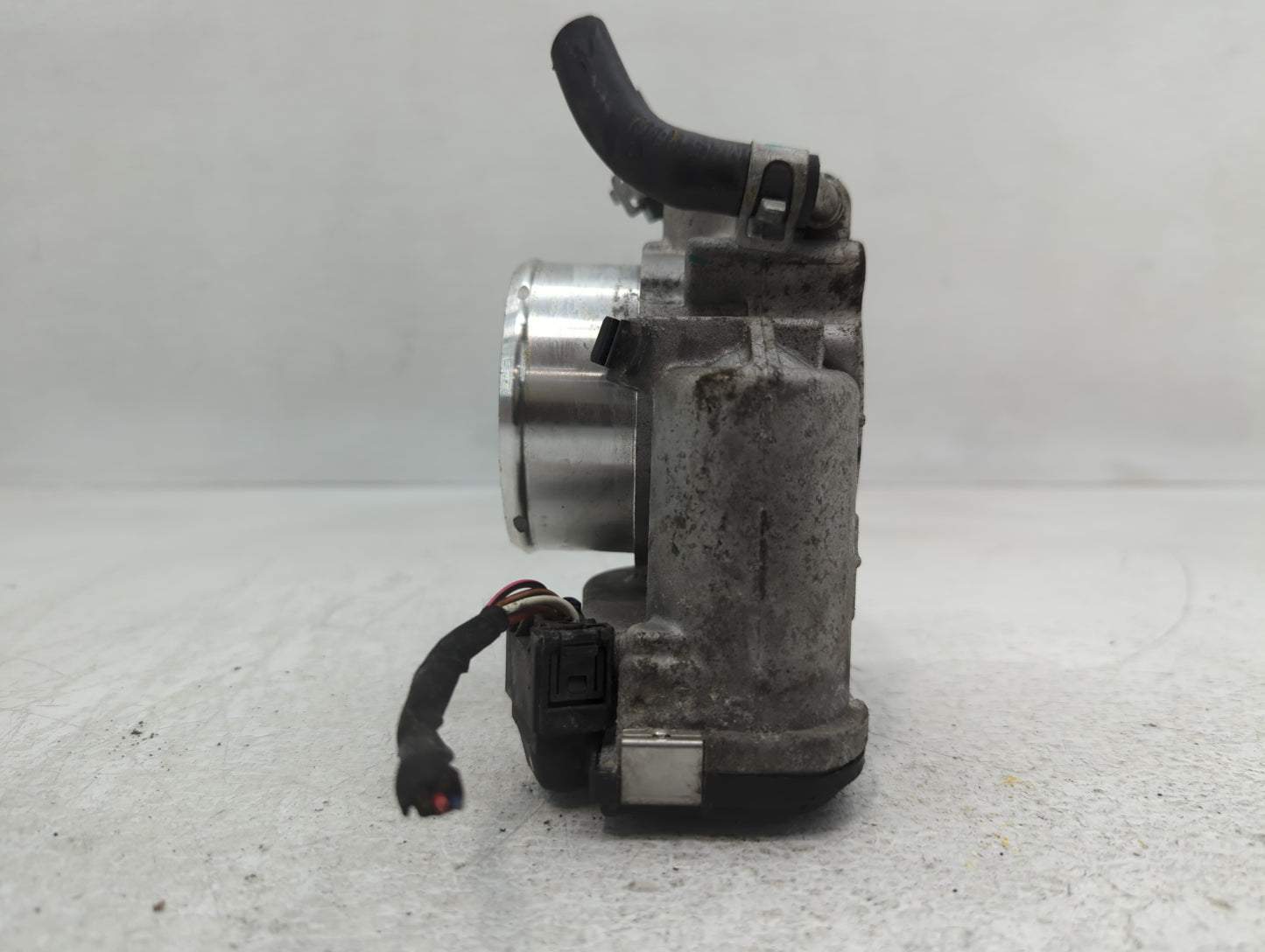 2018-2021 Hyundai Tucson Throttle Body P/N:35100-2G600 Fits Fits 2015 2016 2017 2018 2019 2020 2021 OEM Used Auto Parts - Oe