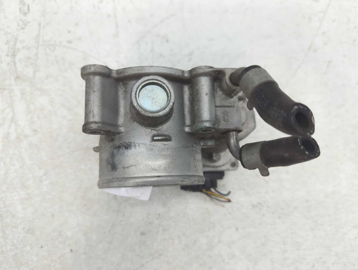 2014-2021 Hyundai Tucson Throttle Body P/N:35100-2E000 Fits Fits 2011 2012 2013 2014 2015 2016 2017 2018 2019 2020 2021 OEM 