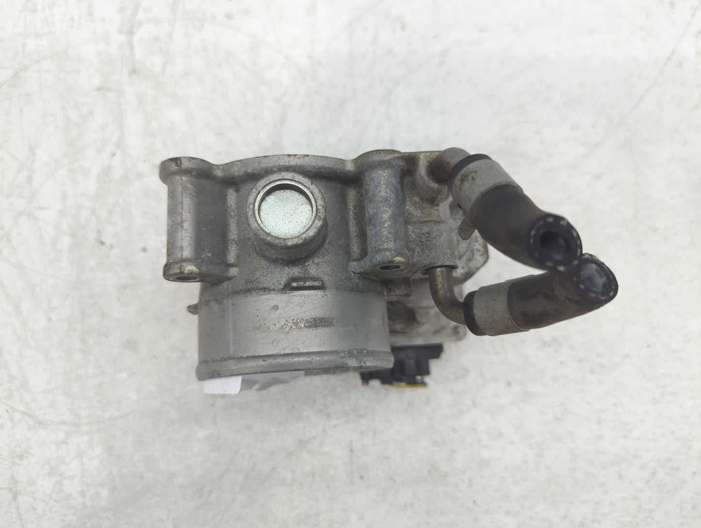 2014-2021 Hyundai Tucson Throttle Body P/N:35100-2E000 Fits Fits 2011 2012 2013 2014 2015 2016 2017 2018 2019 2020 2021 OEM 
