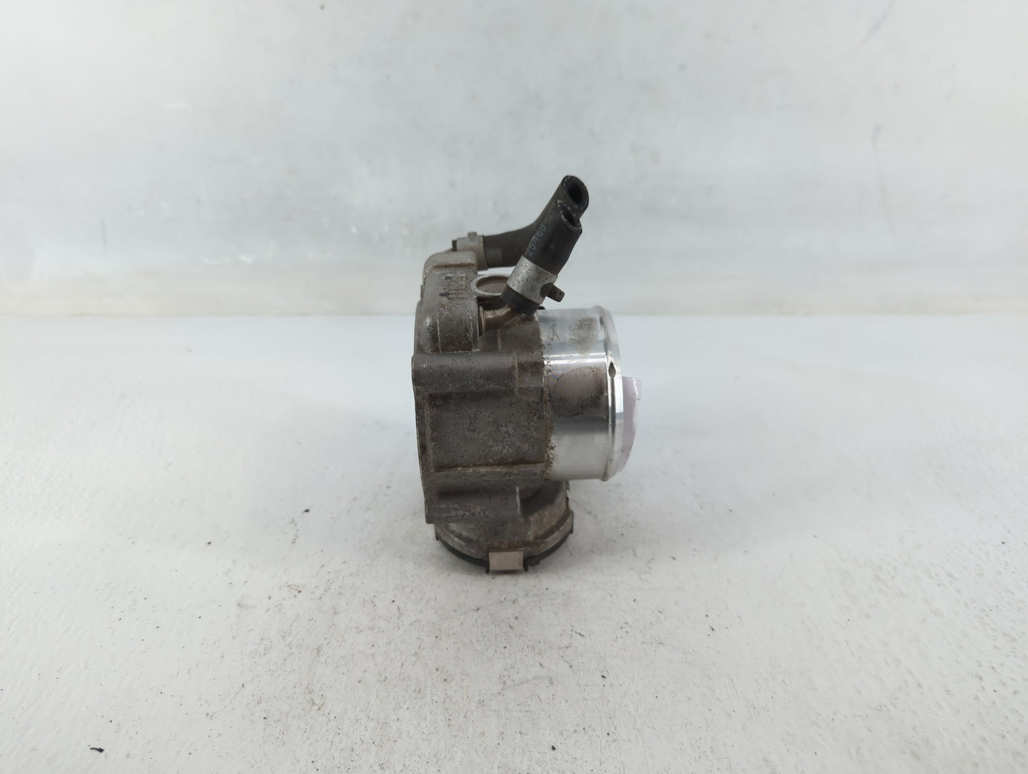 2018-2021 Hyundai Tucson Throttle Body P/N:35100-2G600 Fits Fits 2015 2016 2017 2018 2019 2020 2021 OEM Used Auto Parts - Oe