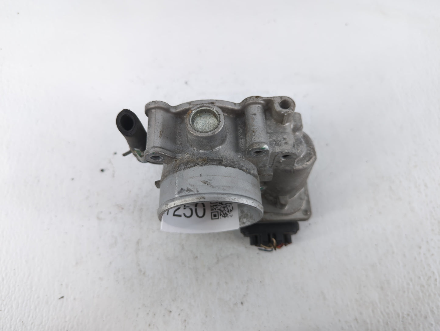2014-2021 Hyundai Tucson Throttle Body P/N:35100-2E710 Fits Fits 2011 2012 2013 2014 2015 2016 2017 2018 2019 2020 2021 OEM 