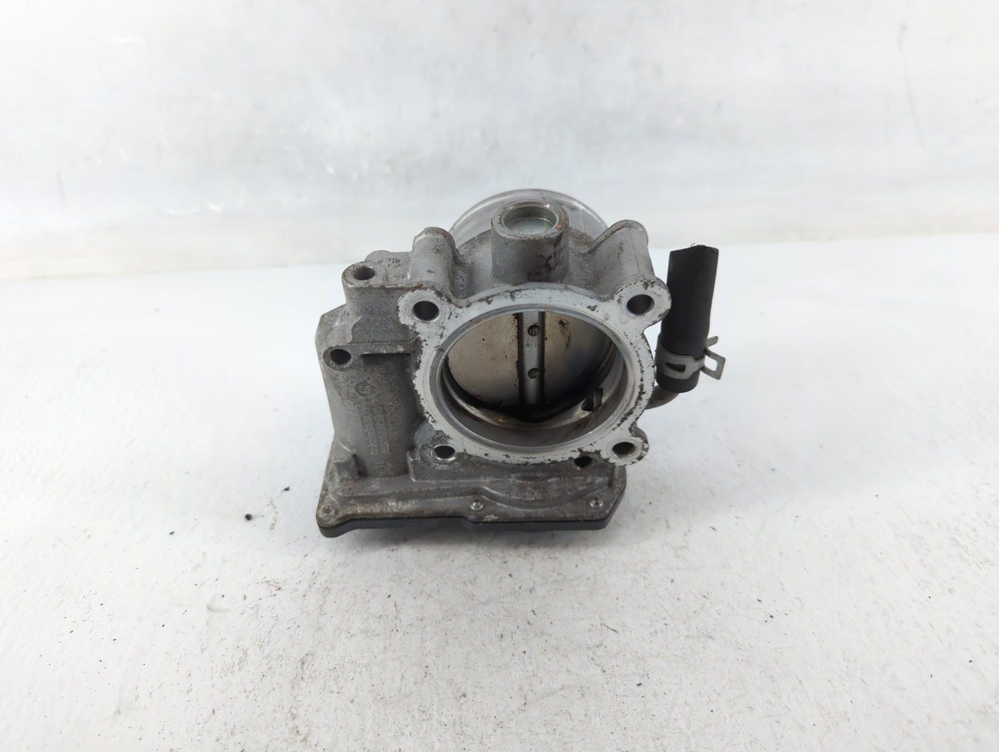 2014-2021 Hyundai Tucson Throttle Body P/N:35100-2E710 Fits Fits 2011 2012 2013 2014 2015 2016 2017 2018 2019 2020 2021 OEM 