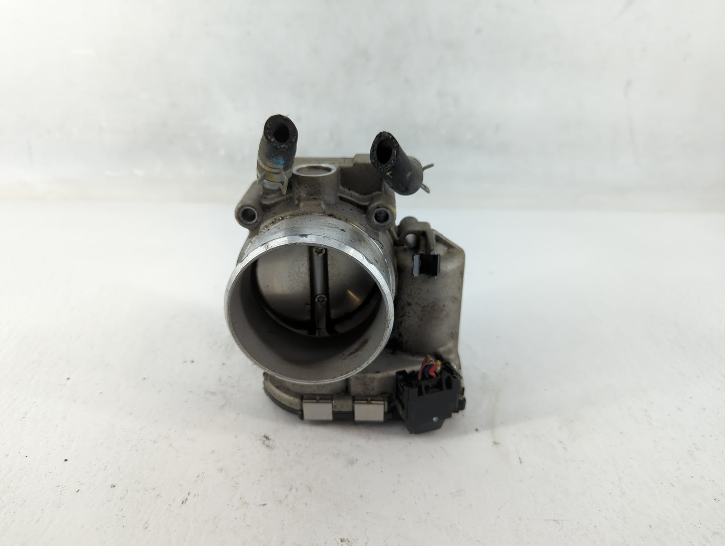 2018-2021 Hyundai Tucson Throttle Body P/N:35100-2G600 Fits Fits 2015 2016 2017 2018 2019 2020 2021 OEM Used Auto Parts - Oe