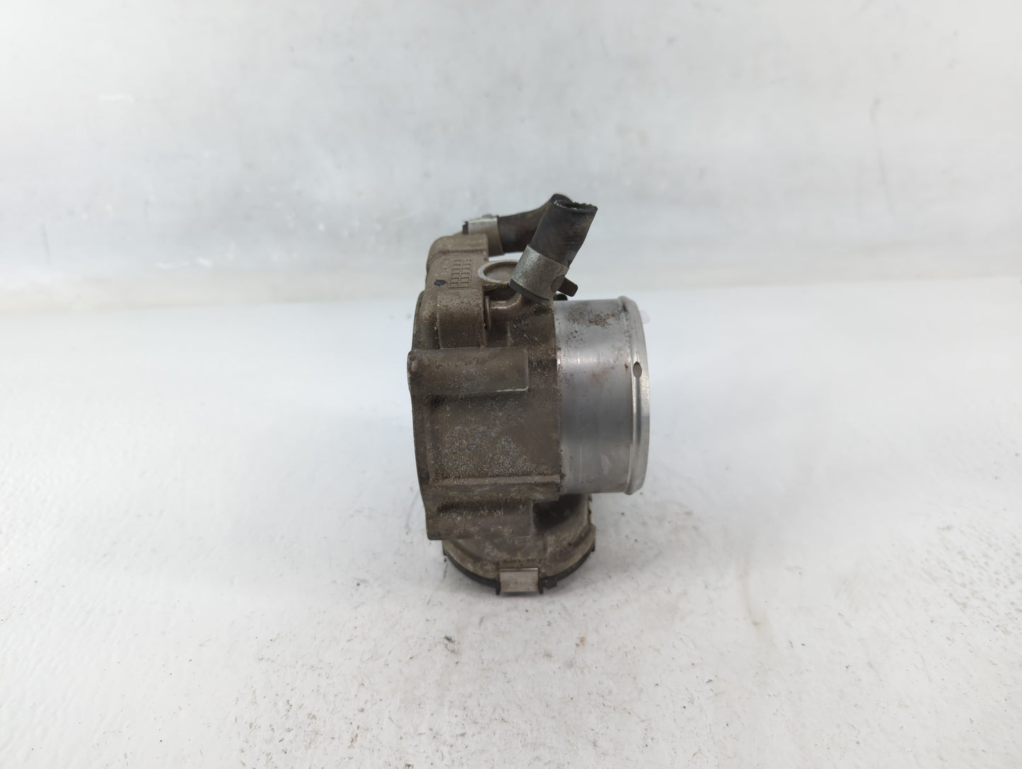 2018-2021 Hyundai Tucson Throttle Body P/N:35100-2G600 Fits Fits 2015 2016 2017 2018 2019 2020 2021 OEM Used Auto Parts - Oe