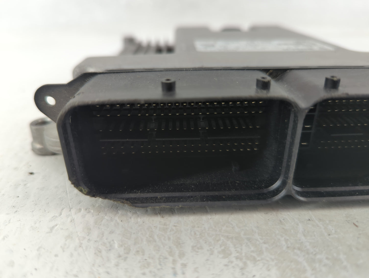 2019-2021 Hyundai Tucson PCM Engine Control Computer ECU ECM PCU OEM P/N:39131-2E805 Fits Fits 2019 2020 2021 OEM Used Auto 