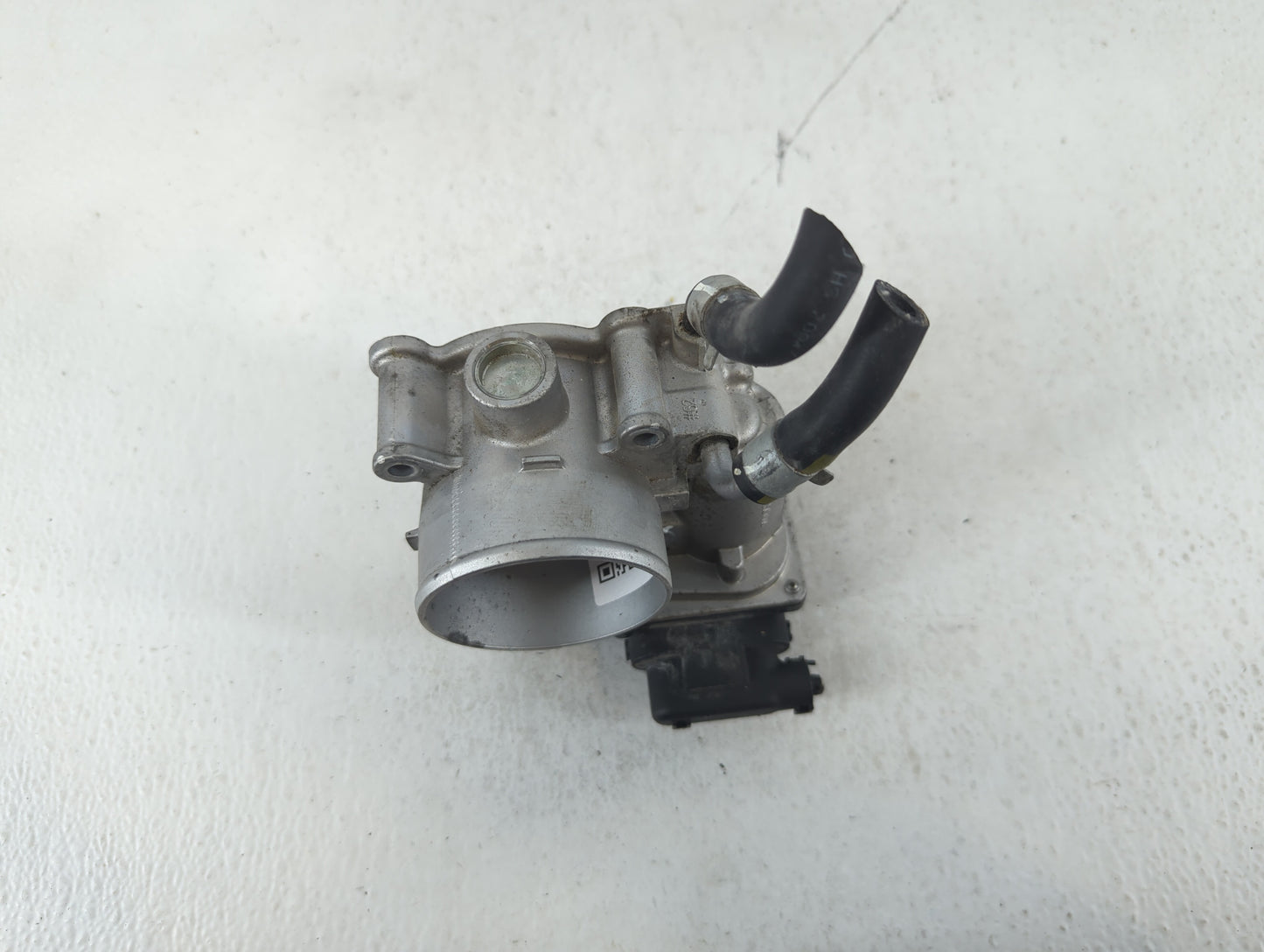 2014-2021 Hyundai Tucson Throttle Body P/N:35100-2E000 Fits Fits 2011 2012 2013 2014 2015 2016 2017 2018 2019 2020 2021 OEM 