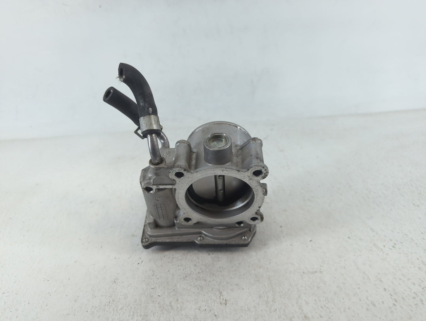 2014-2021 Hyundai Tucson Throttle Body P/N:35100-2E000 Fits Fits 2011 2012 2013 2014 2015 2016 2017 2018 2019 2020 2021 OEM 