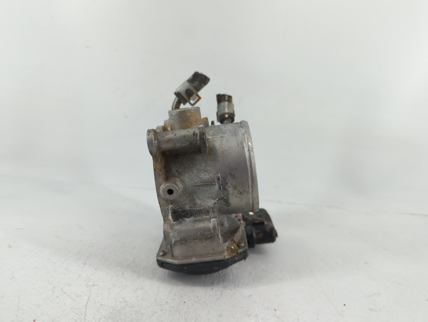 2014-2021 Hyundai Tucson Throttle Body P/N:35100-2E000 Fits Fits 2011 2012 2013 2014 2015 2016 2017 2018 2019 2020 2021 OEM 