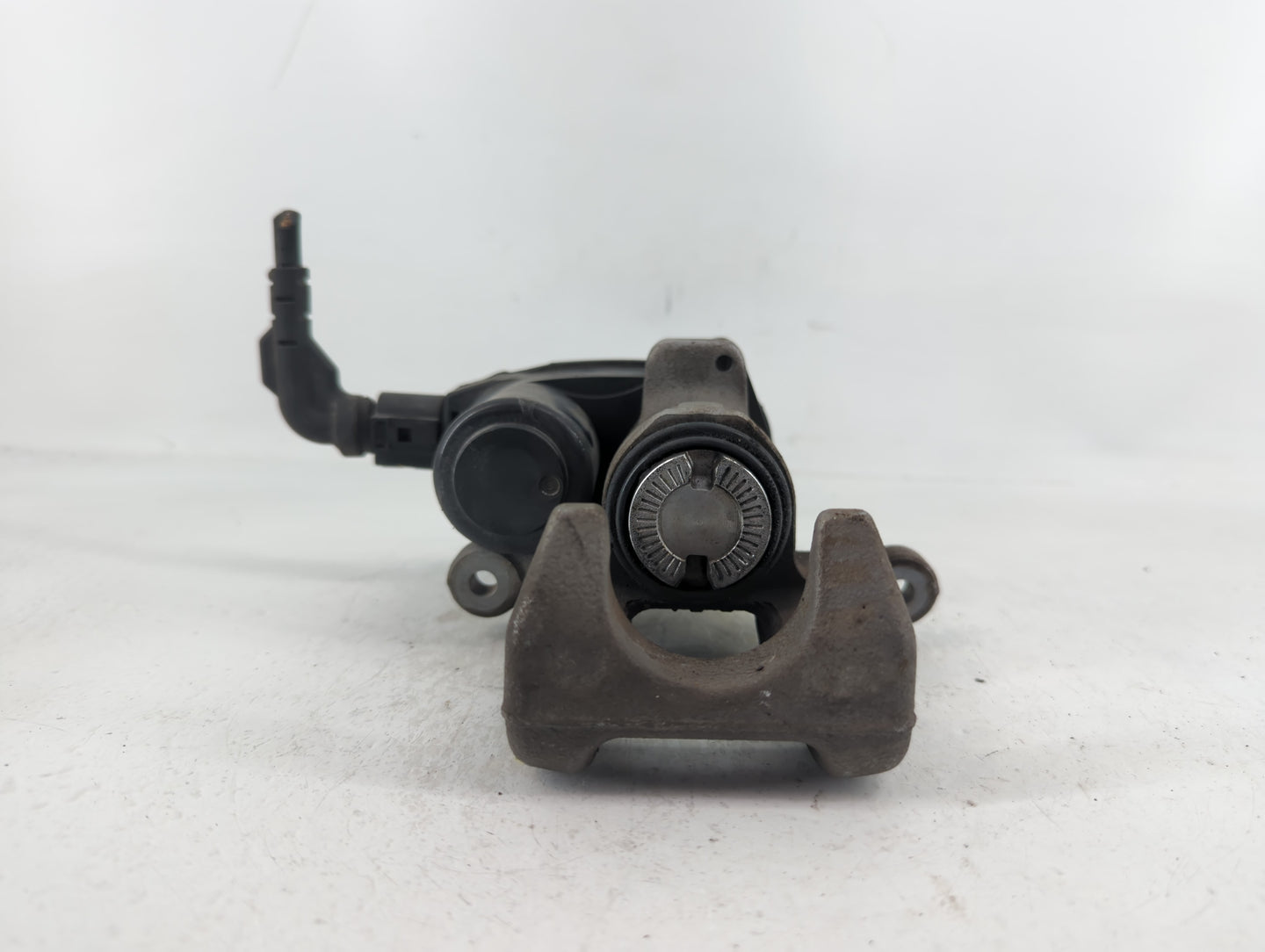 2019-2021 Hyundai Tucson Front Passenger Right Brake Caliper - Oemusedautoparts1.com