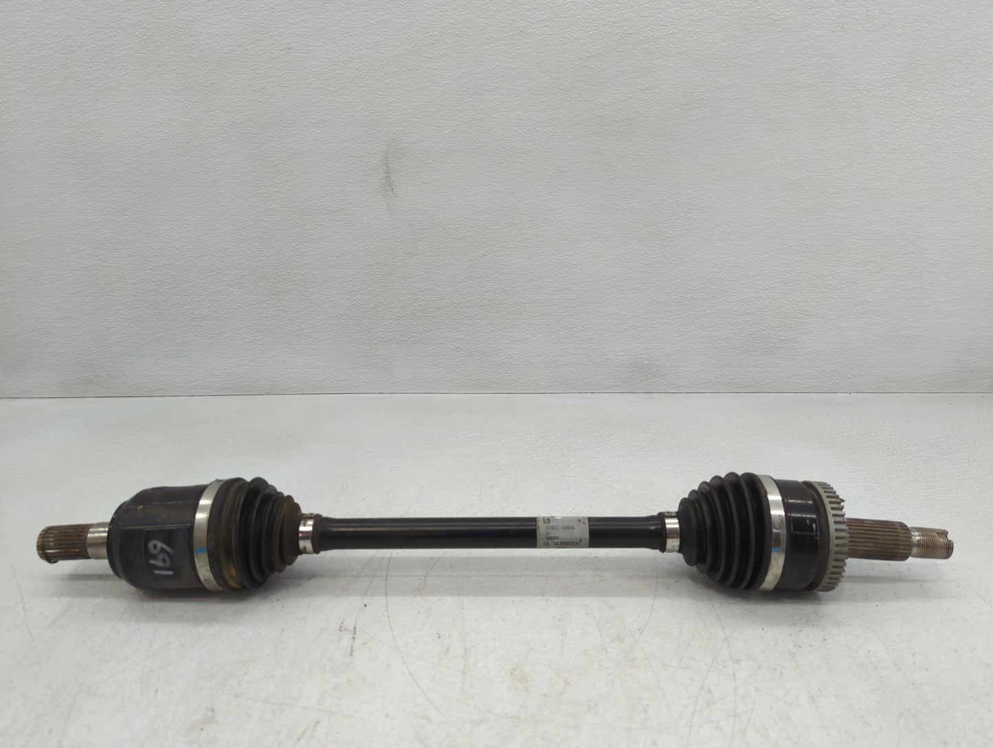 2016-2021 Hyundai Tucson Axle Shaft Front Driver Cv C/v - Oemusedautoparts1.com