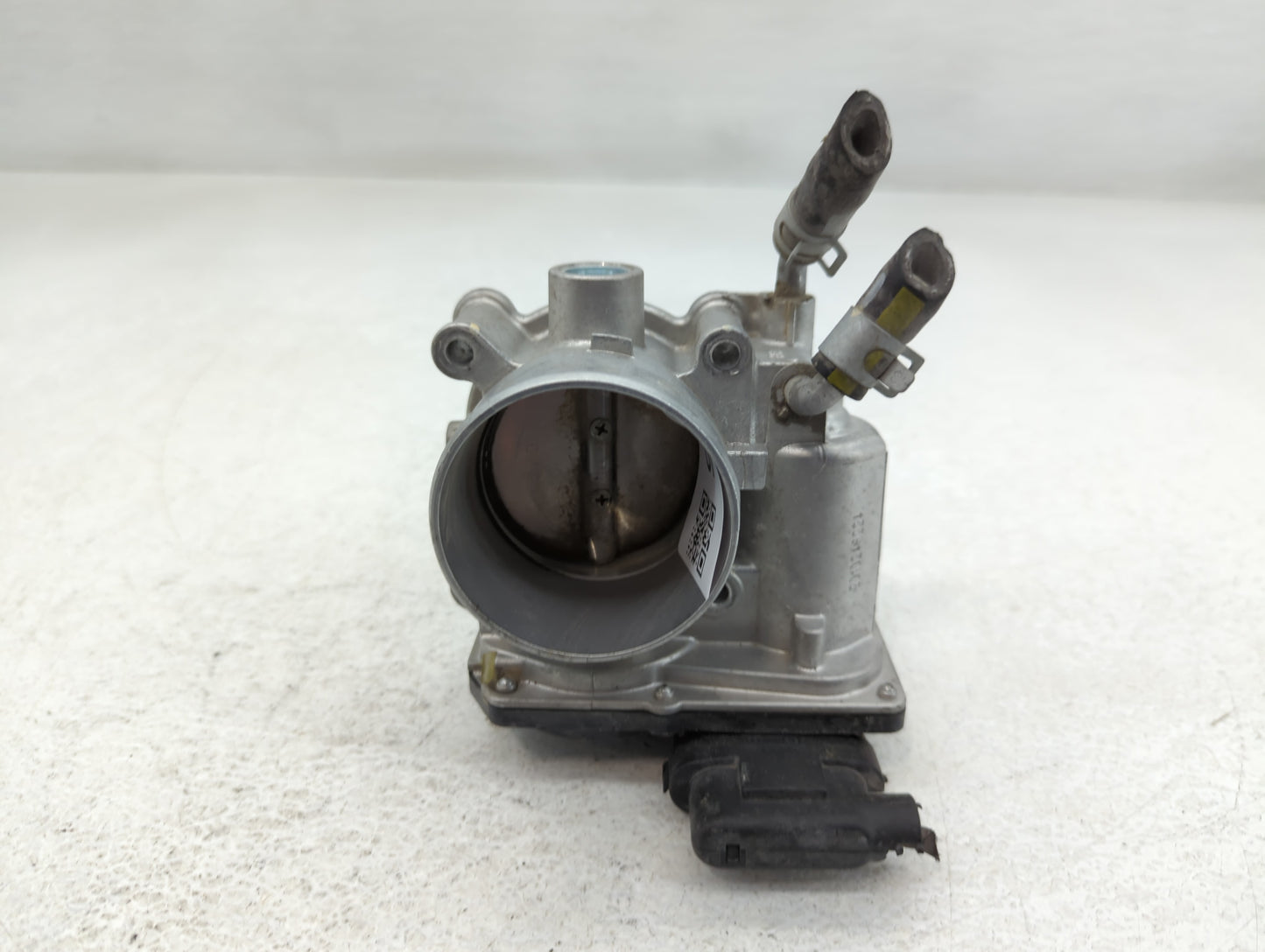 2014-2021 Hyundai Tucson Throttle Body P/N:35100-2E000 Fits Fits 2011 2012 2013 2014 2015 2016 2017 2018 2019 2020 2021 OEM 