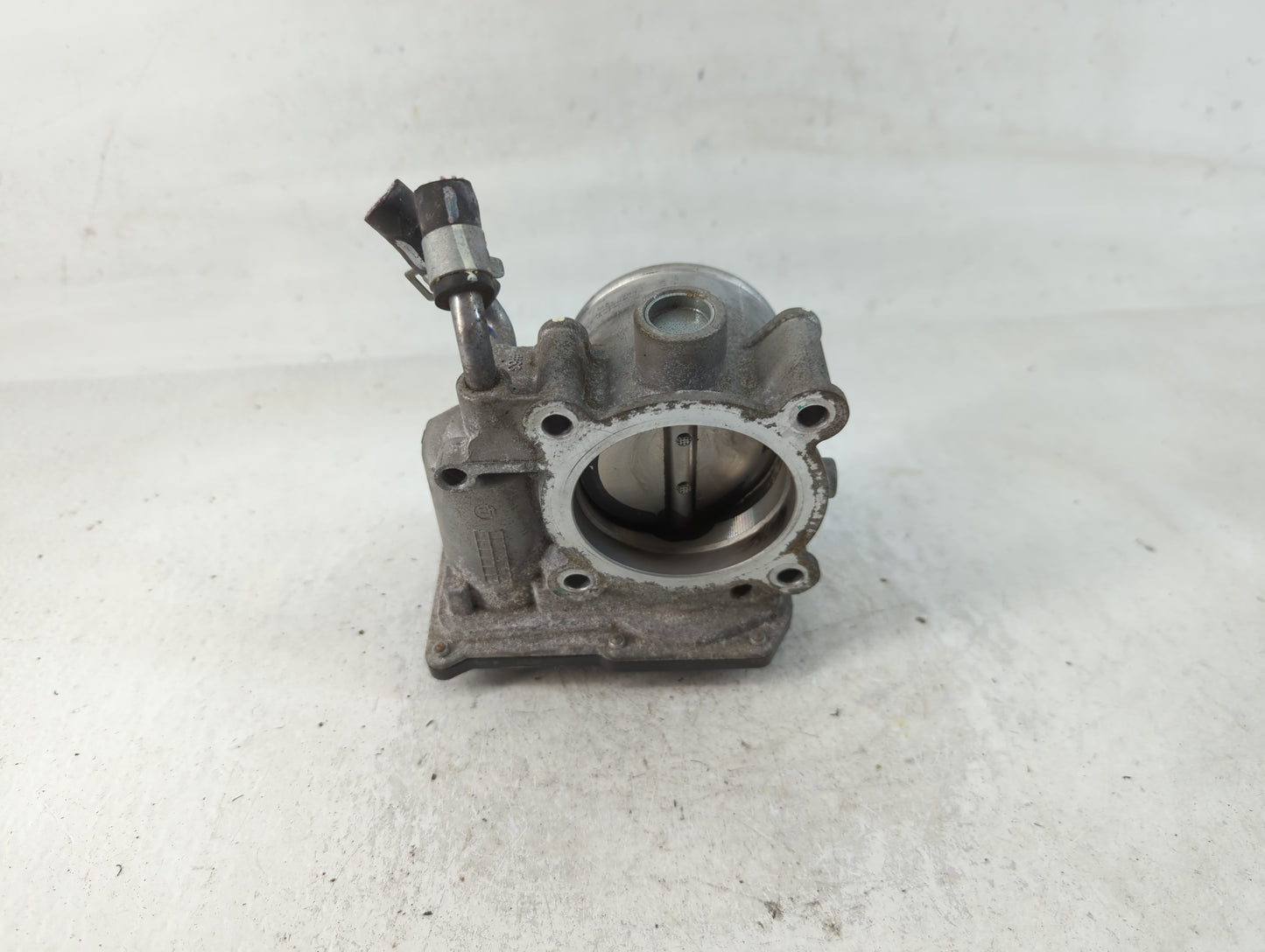 2014-2021 Hyundai Tucson Throttle Body P/N:35100-2E000 Fits Fits 2011 2012 2013 2014 2015 2016 2017 2018 2019 2020 2021 OEM 