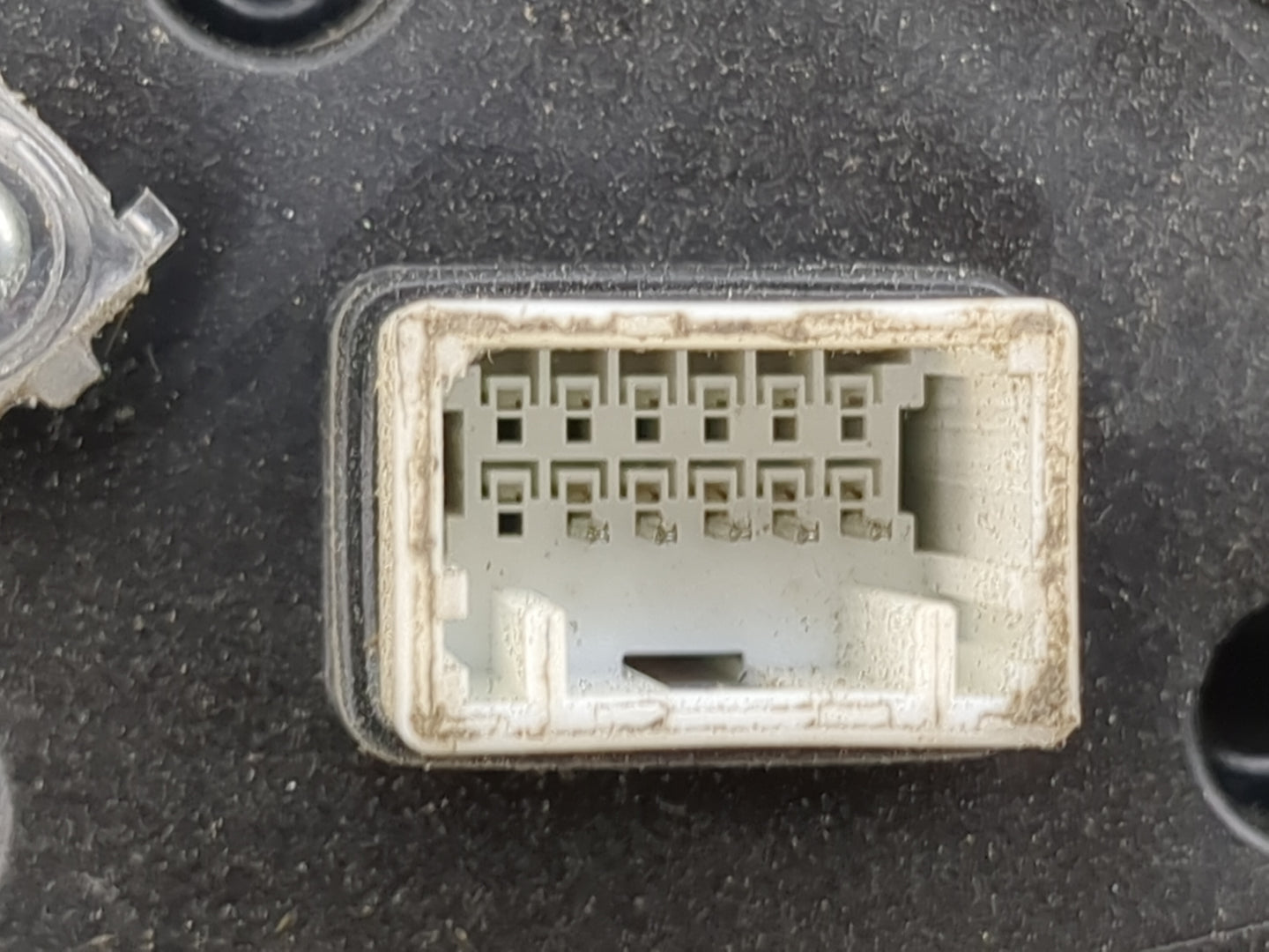 2019-2020 Hyundai Veloster Passenger Side View Mirror - Right Door Mirror OEM Used - Oemusedautoparts1.com