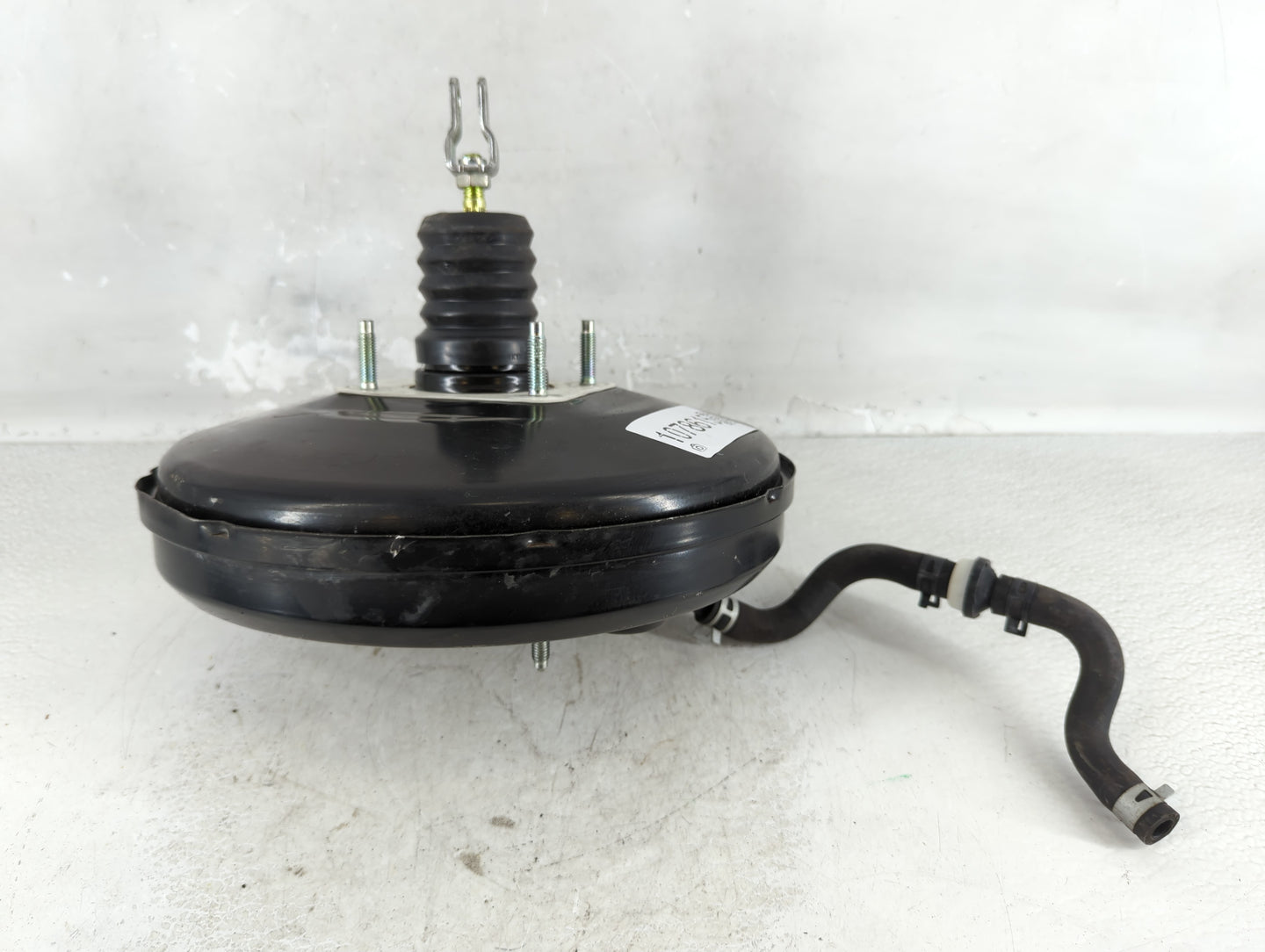 2020-2020 Hyundai Venue Power Brake Booster Oem 1078615 - Oemusedautoparts1.com