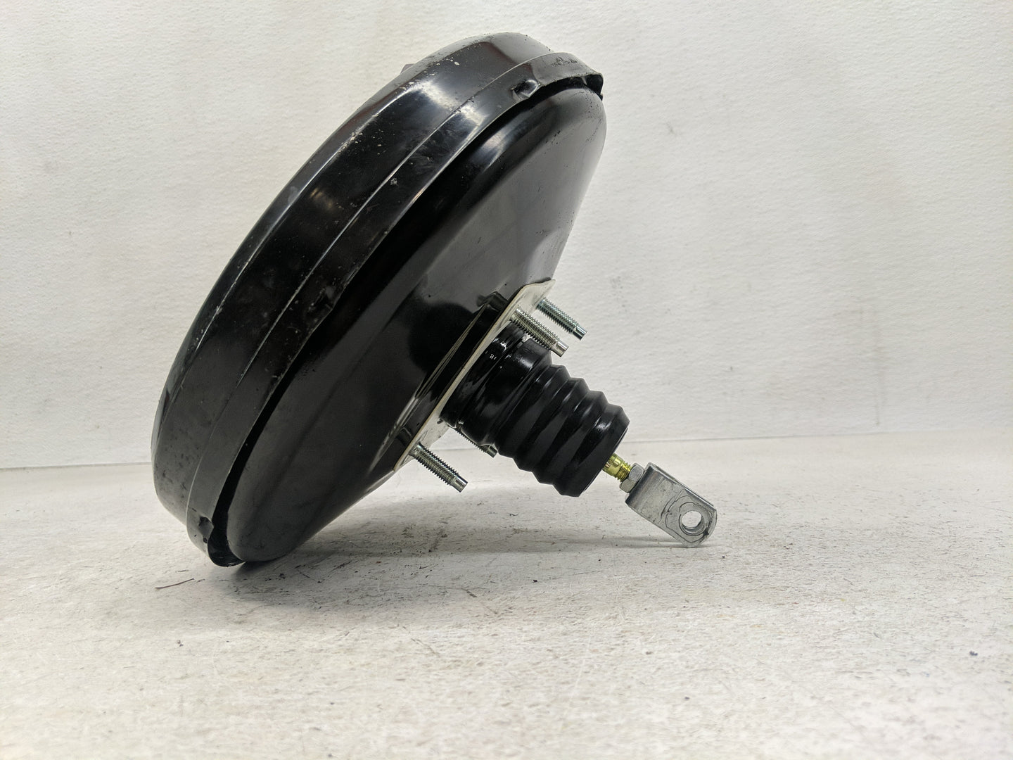 2020-2020 Hyundai Venue Power Brake Booster Oem 1301544 - Oemusedautoparts1.com