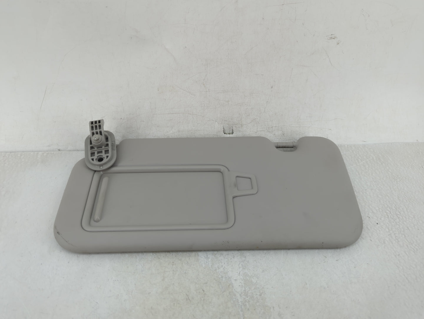 2020 Hyundai Venue Sun Visor Shade Replacement Driver Left Mirror Fits OEM Used Auto Parts - Oemusedautoparts1.com