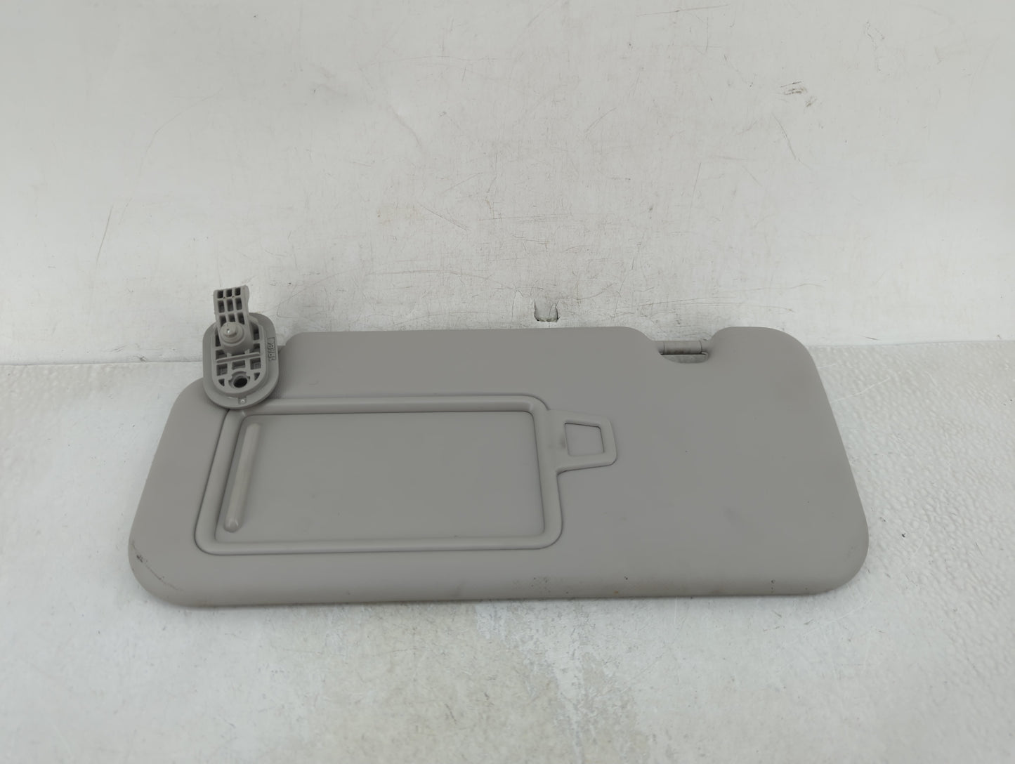 2020 Hyundai Venue Sun Visor Shade Replacement Driver Left Mirror Fits OEM Used Auto Parts - Oemusedautoparts1.com