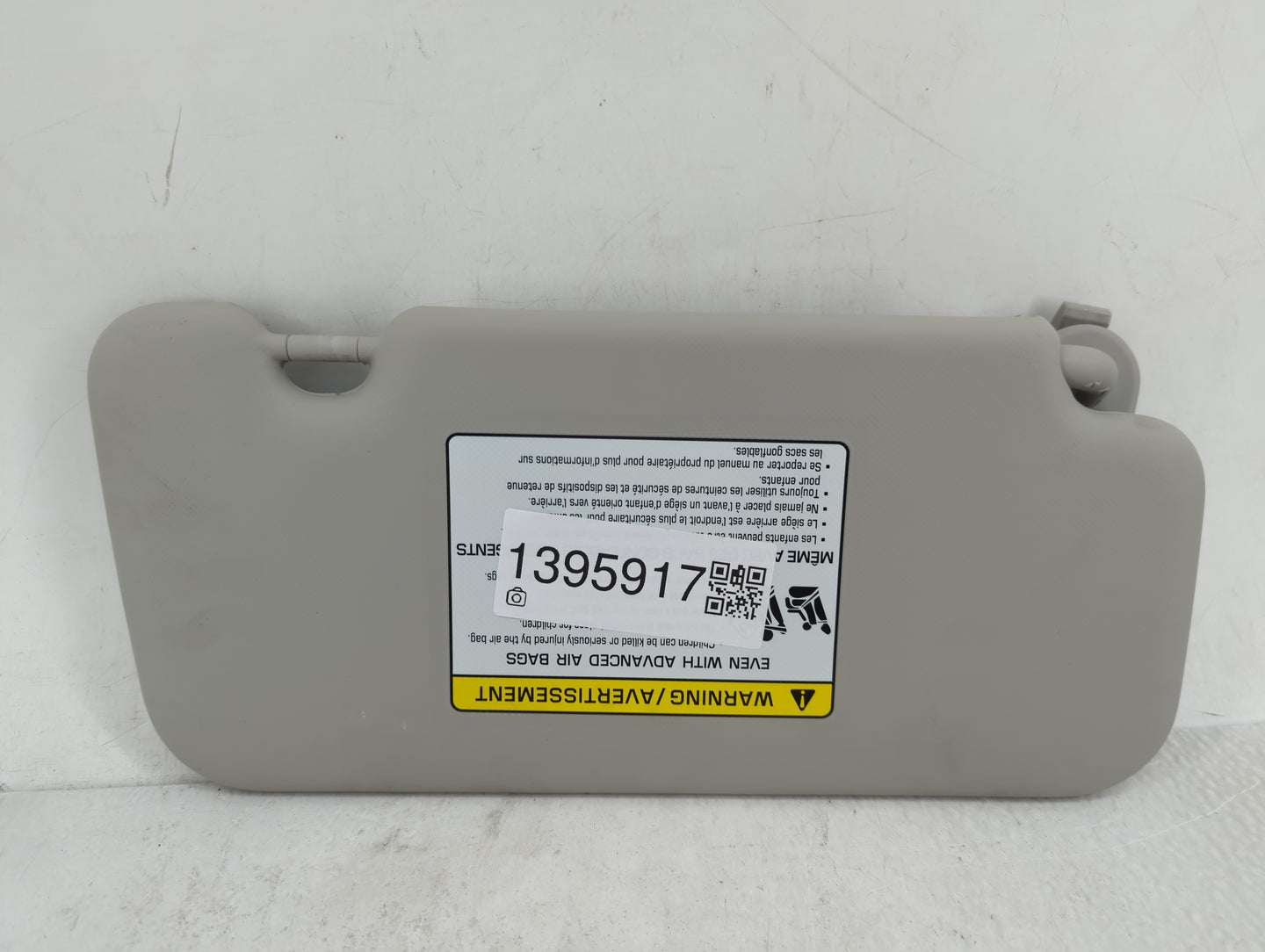 2020 Hyundai Venue Sun Visor Shade Replacement Driver Left Mirror Fits OEM Used Auto Parts - Oemusedautoparts1.com