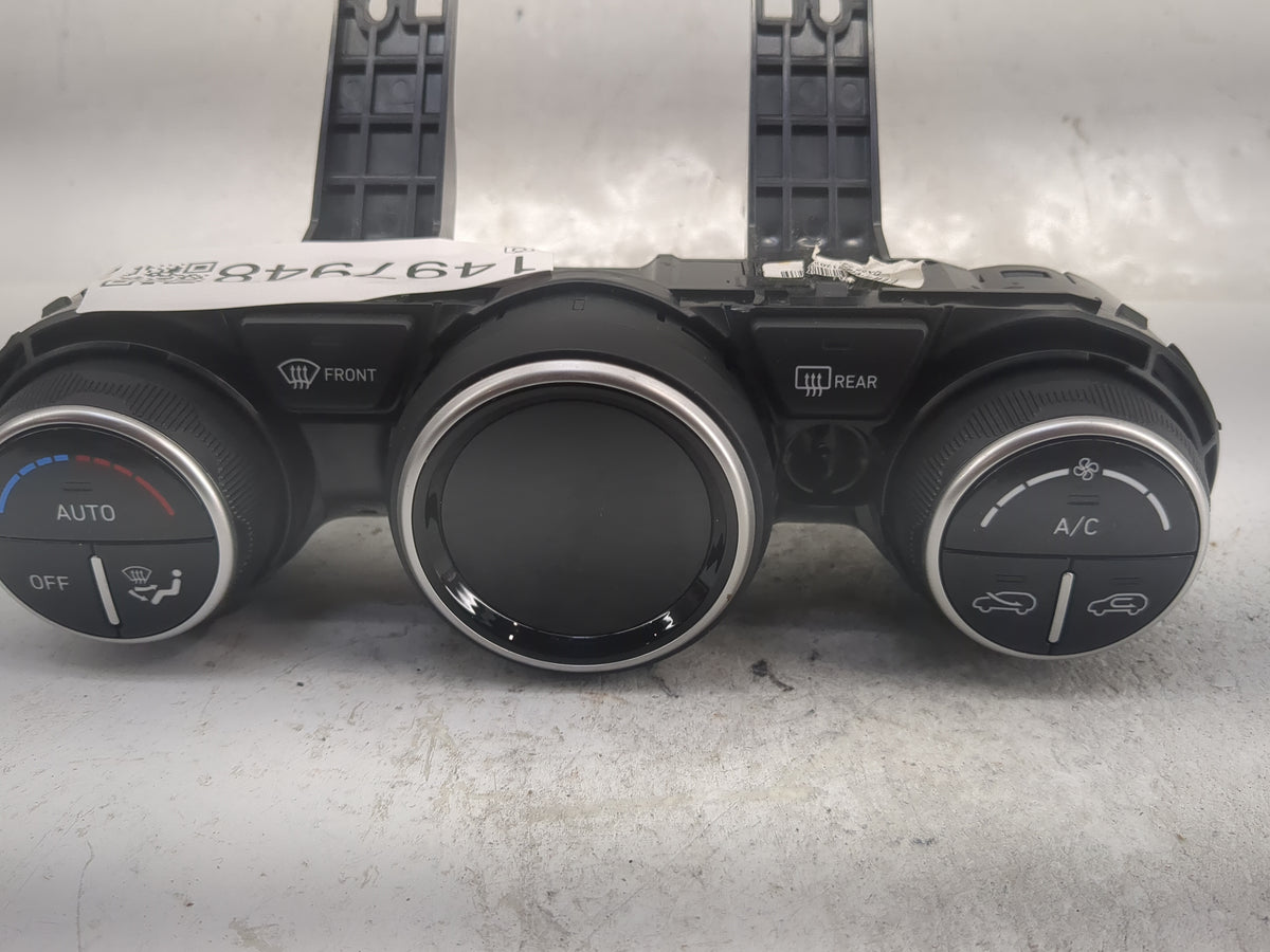 2020 Hyundai Venue Climate Control Module Temperature AC/Heater Replacement P/N:97250-K2390 C20038-2070 Fits OEM Used Auto P