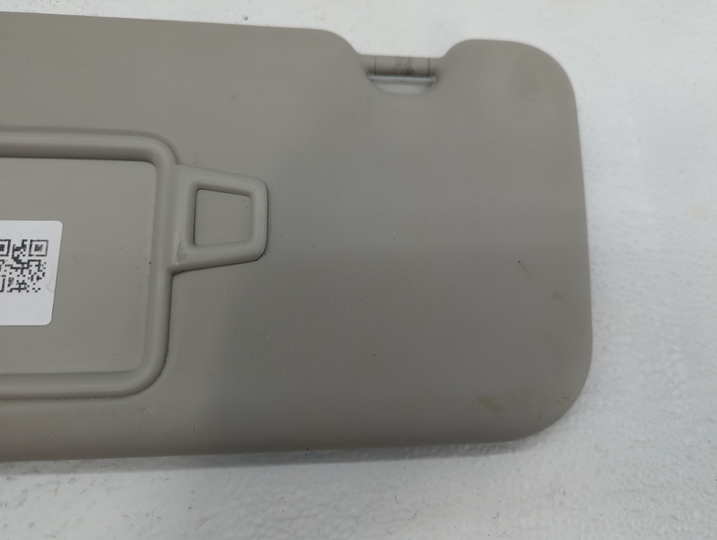 2020 Hyundai Venue Sun Visor Shade Replacement Passenger Right Mirror Fits OEM Used Auto Parts - Oemusedautoparts1.com