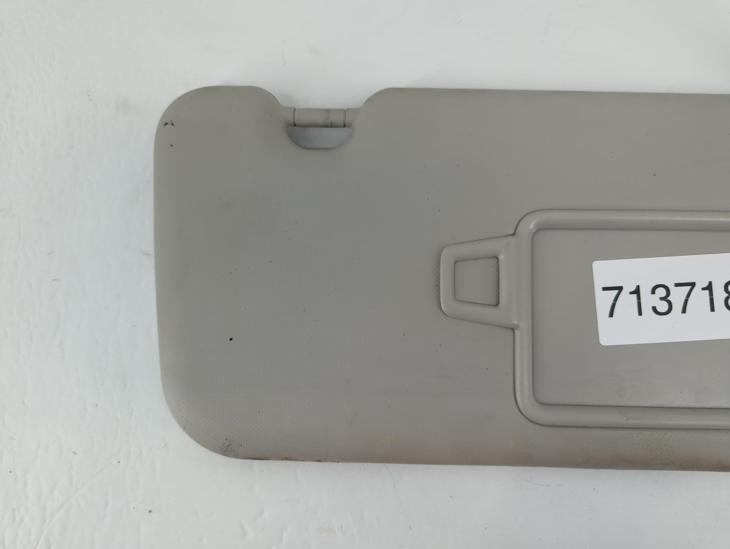 2020 Hyundai Venue Sun Visor Shade Replacement Passenger Right Mirror Fits OEM Used Auto Parts - Oemusedautoparts1.com