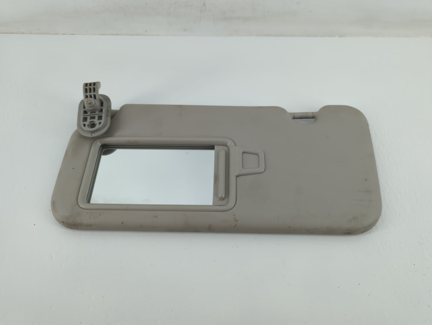 2020 Hyundai Venue Sun Visor Shade Replacement Driver Left Mirror Fits OEM Used Auto Parts - Oemusedautoparts1.com