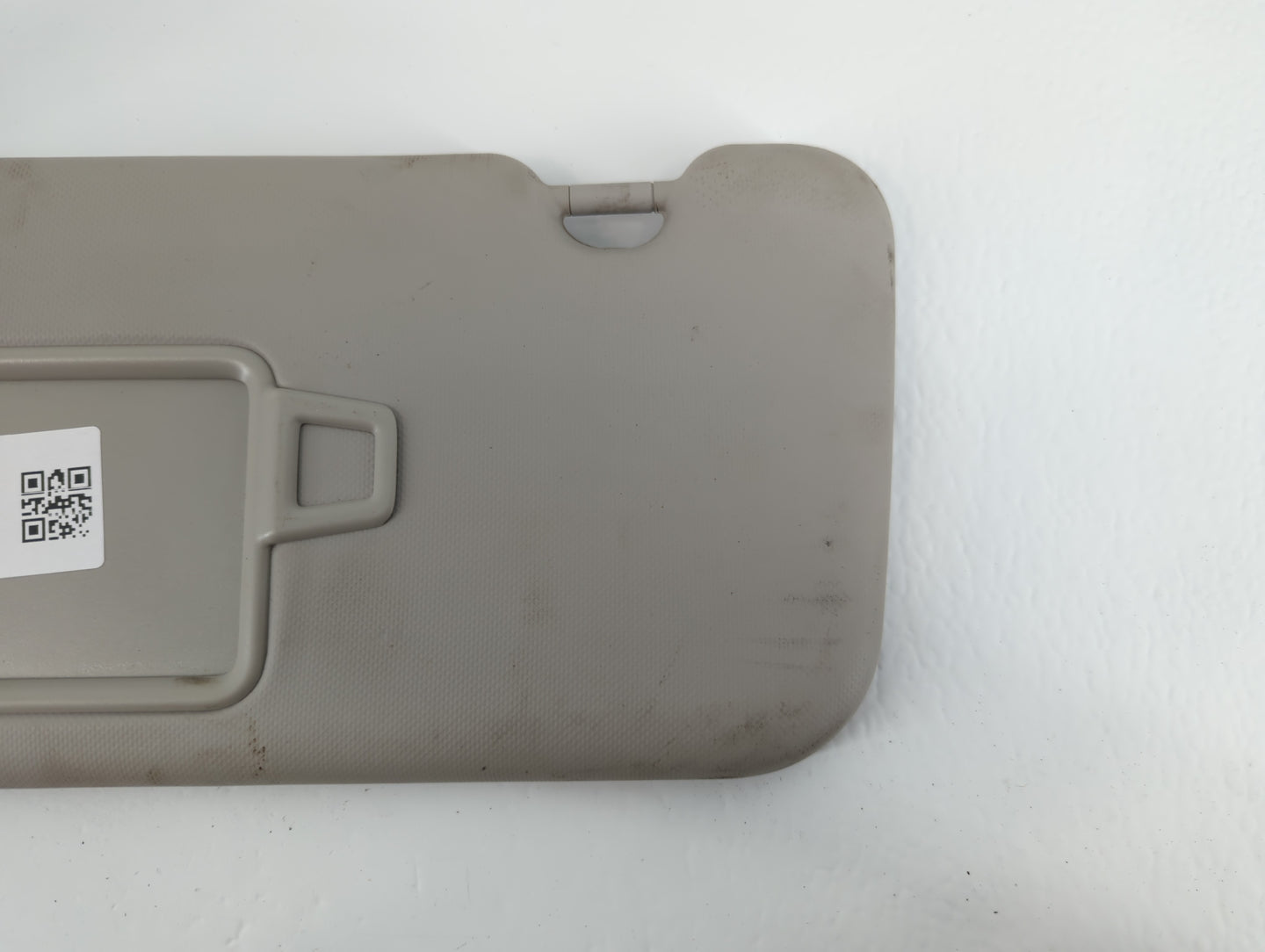 2020 Hyundai Venue Sun Visor Shade Replacement Driver Left Mirror Fits OEM Used Auto Parts - Oemusedautoparts1.com