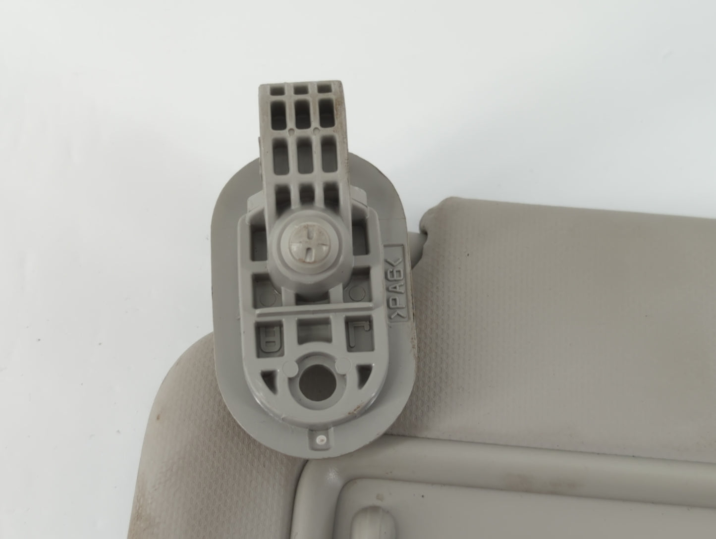 2020 Hyundai Venue Sun Visor Shade Replacement Driver Left Mirror Fits OEM Used Auto Parts - Oemusedautoparts1.com