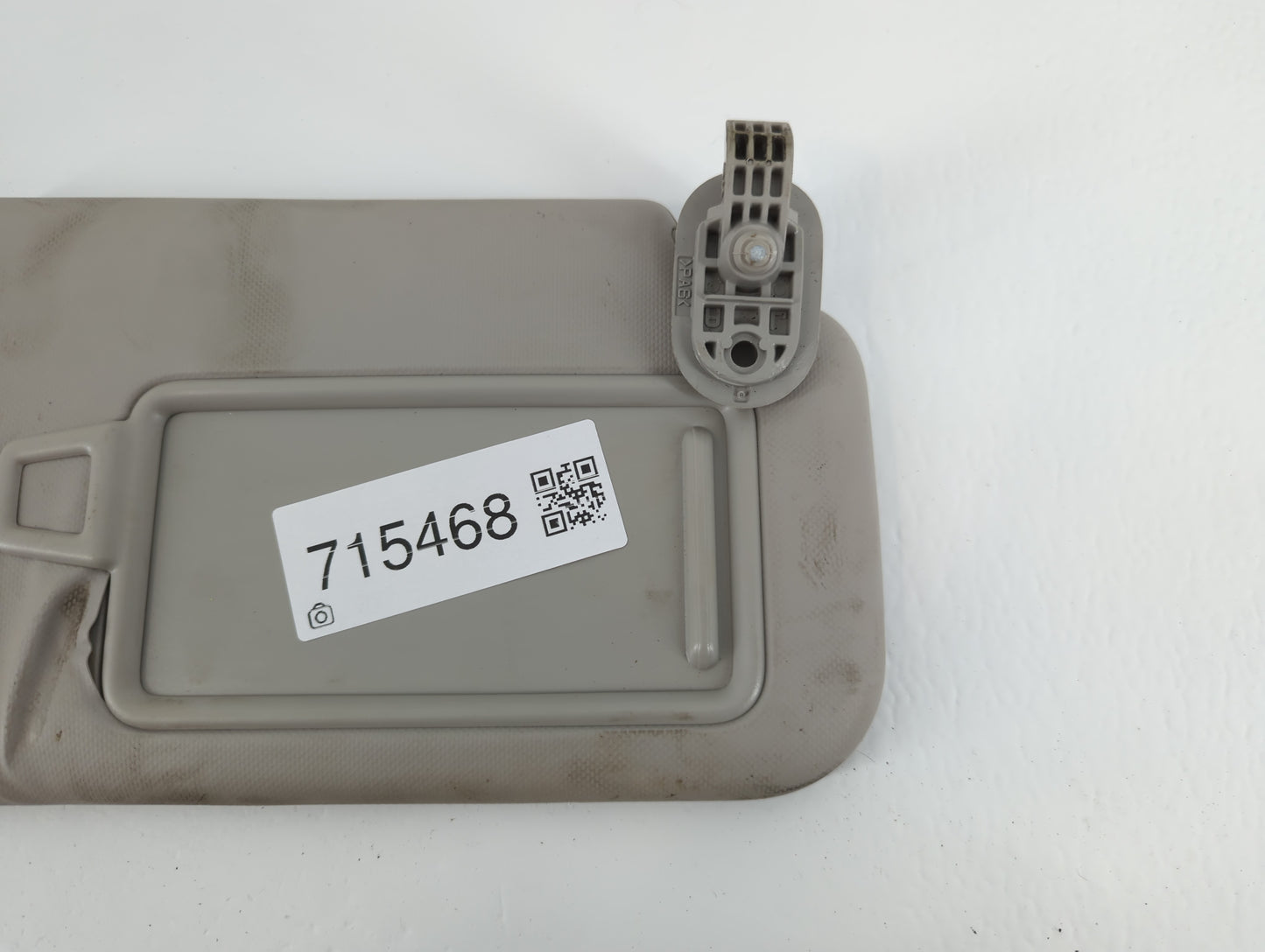 2020 Hyundai Venue Sun Visor Shade Replacement Passenger Right Mirror Fits OEM Used Auto Parts - Oemusedautoparts1.com
