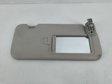 2020 Hyundai Venue Sun Visor Shade Replacement Passenger Right Mirror Fits OEM Used Auto Parts - Oemusedautoparts1.com