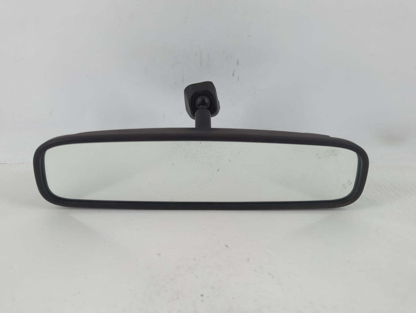 2020 Hyundai Venue Interior Rear View Mirror Replacement OEM P/N:IE13049848 Fits OEM Used Auto Parts - Oemusedautoparts1.com