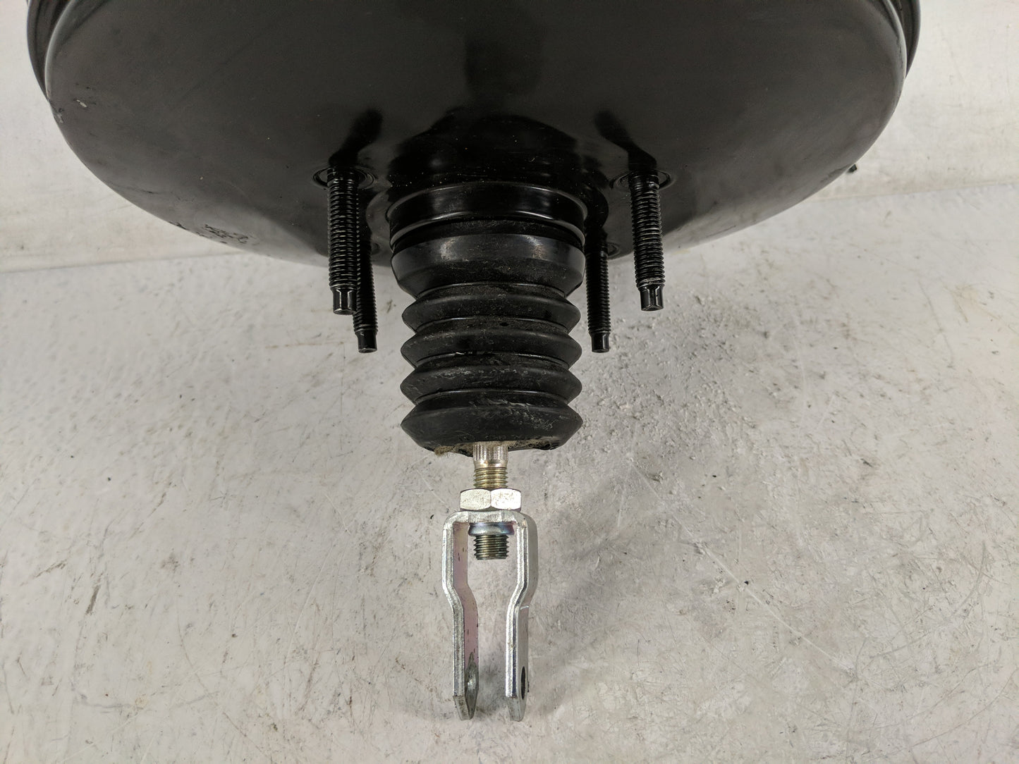 2016-2020 Infiniti Q50 Power Brake Booster Oem - Oemusedautoparts1.com