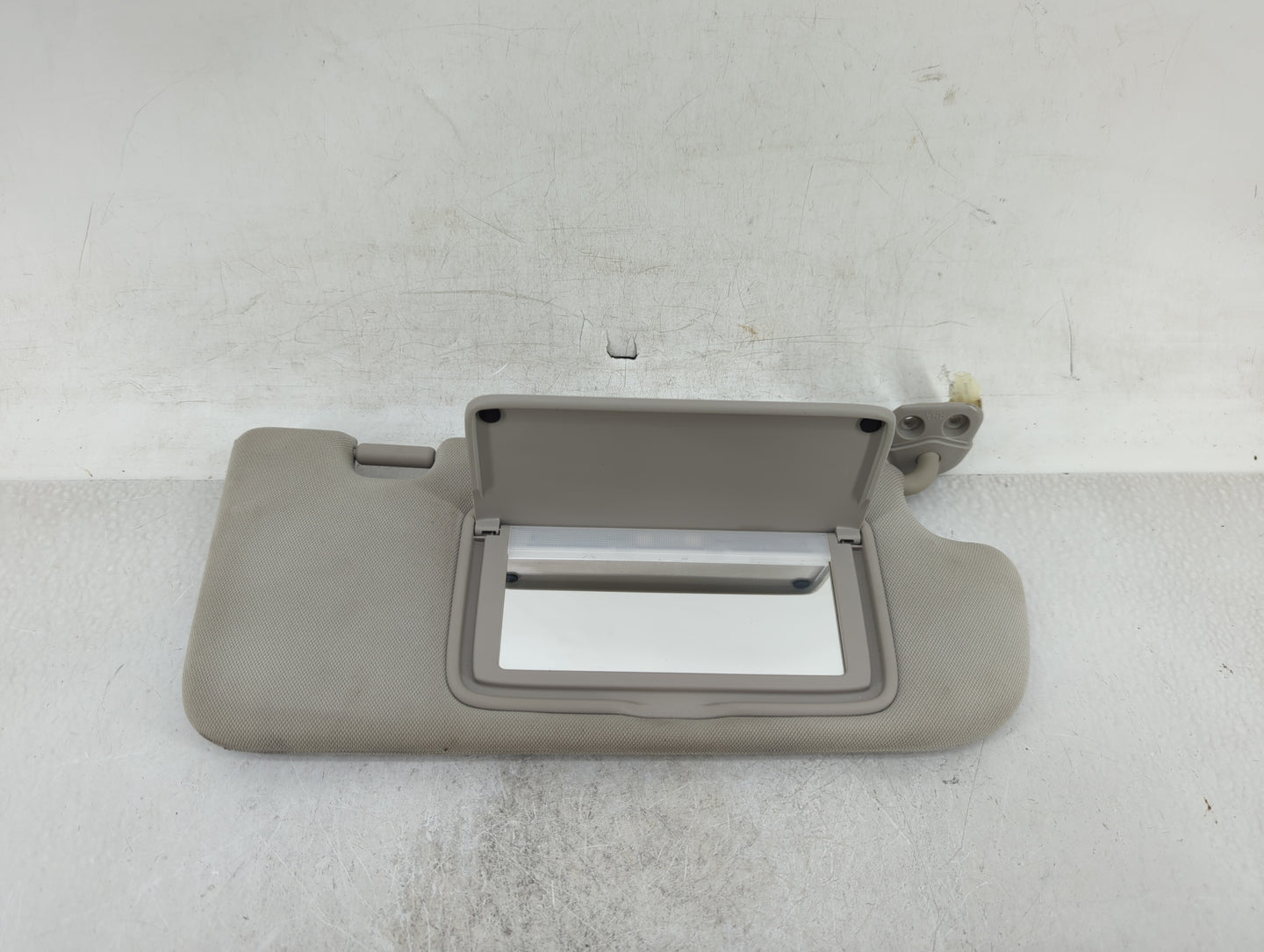 2014-2020 Infiniti Q50 Sun Visor Shade Replacement Passenger Right Mirror Fits Fits 2014 2015 2016 2017 2018 2019 2020 OEM U