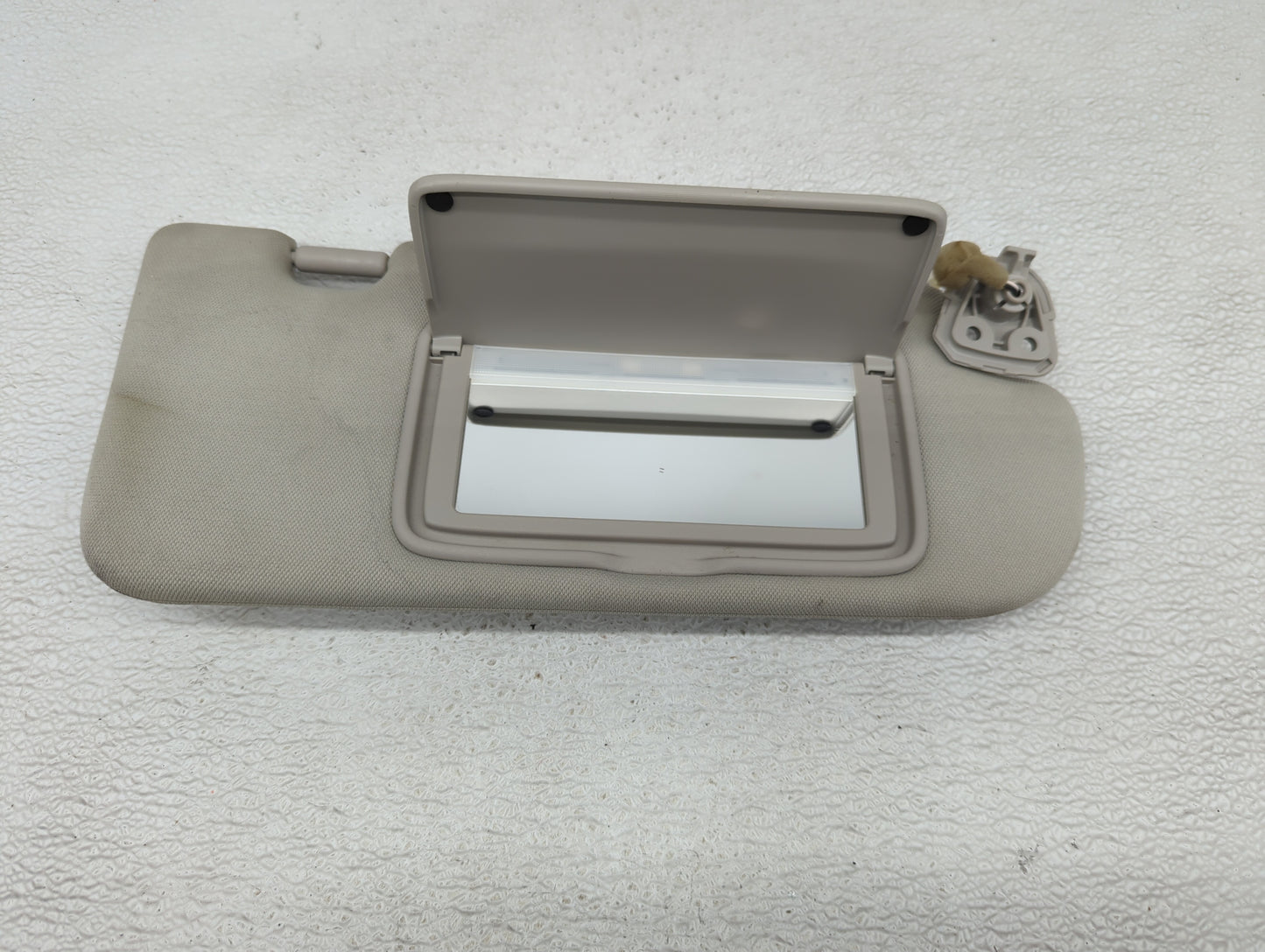 2014-2020 Infiniti Q50 Sun Visor Shade Replacement Passenger Right Mirror Fits Fits 2014 2015 2016 2017 2018 2019 2020 OEM U