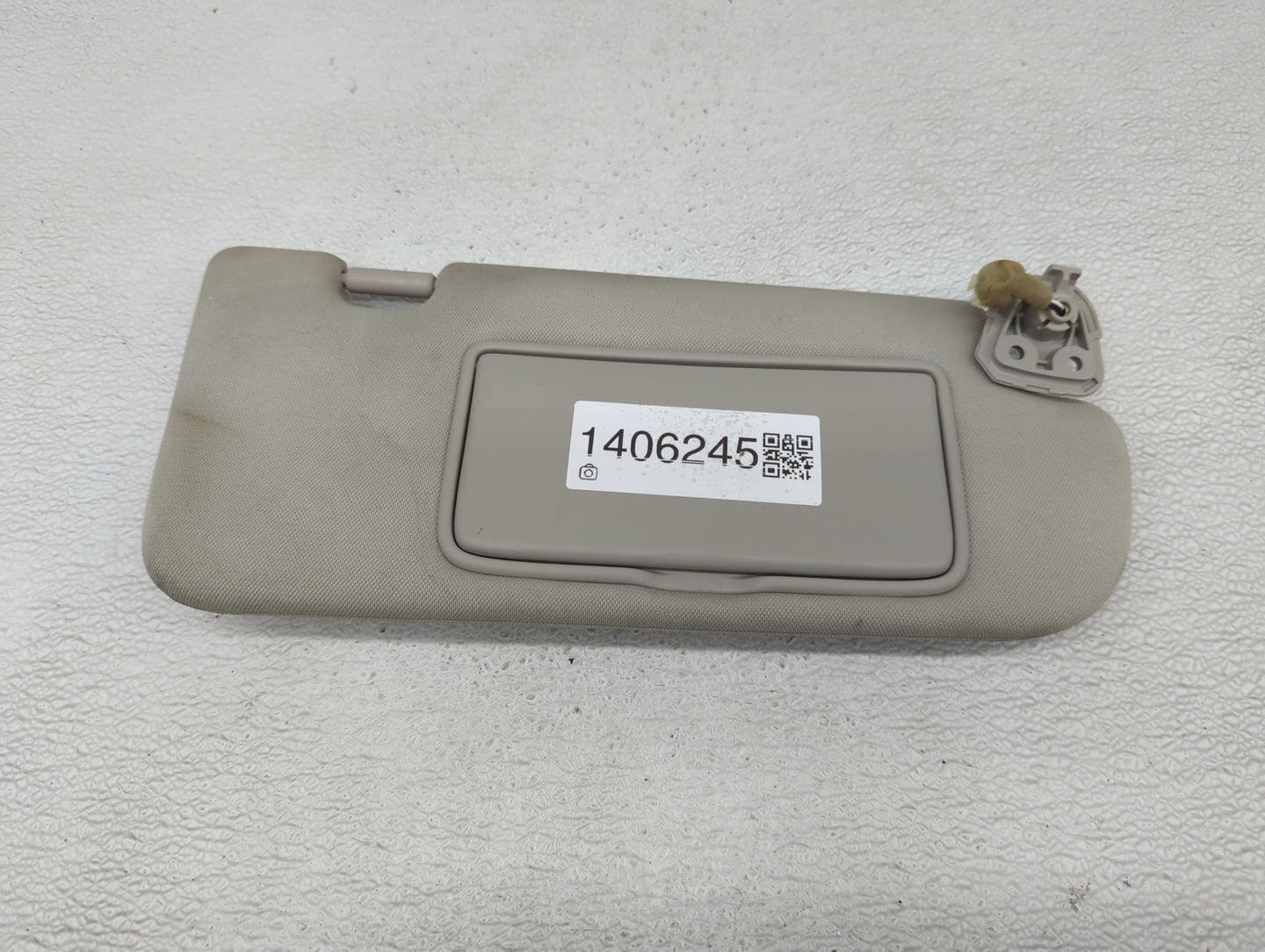 2014-2020 Infiniti Q50 Sun Visor Shade Replacement Passenger Right Mirror Fits Fits 2014 2015 2016 2017 2018 2019 2020 OEM U