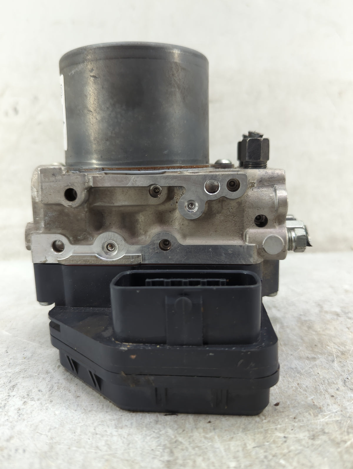 2020 Infiniti Q50 Anti-Lock Brake ABS Pump Module Actuator OEM P/N:47660 6HB1A 116040 Fits OEM Used Auto Parts - Oemusedauto