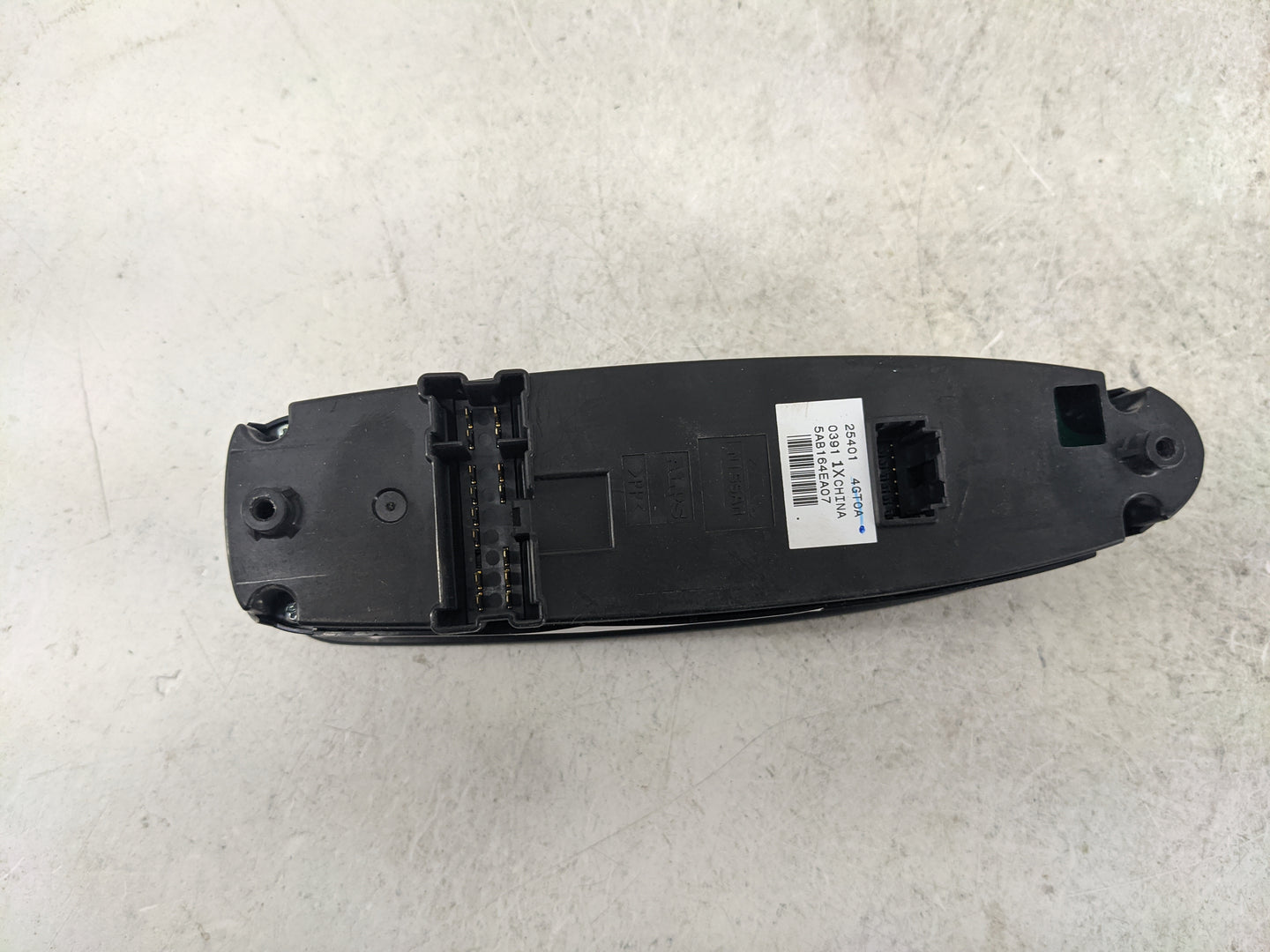 2021 Infiniti Q50 Master Power Window Switch Replacement Driver Side Left P/N:25401 4GT0A Fits OEM Used Auto Parts - Oemused